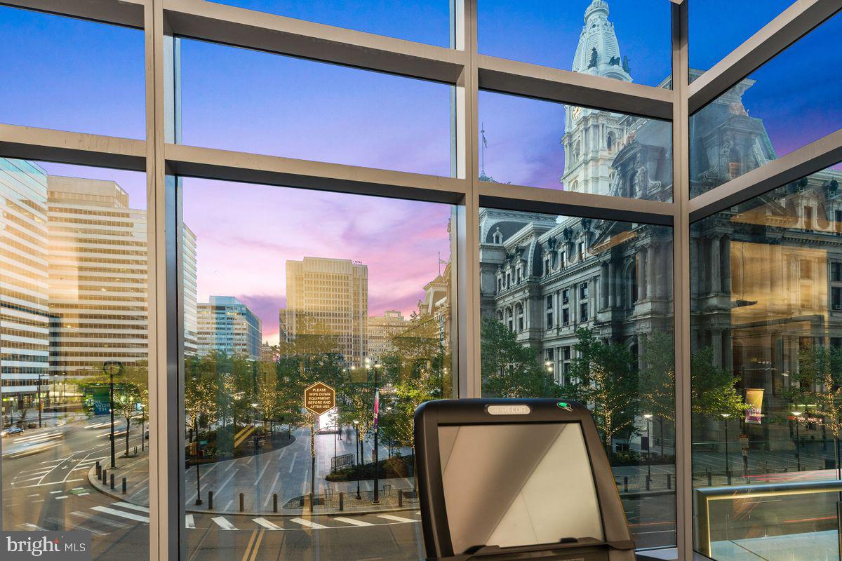 CENTER CITY - Residential