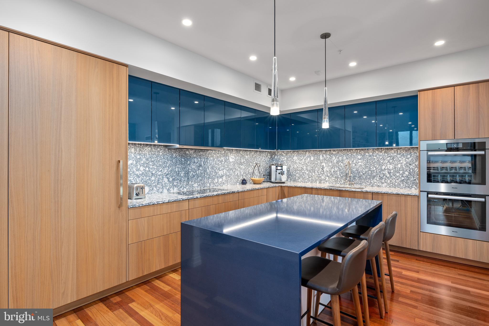 CENTER CITY - Residential