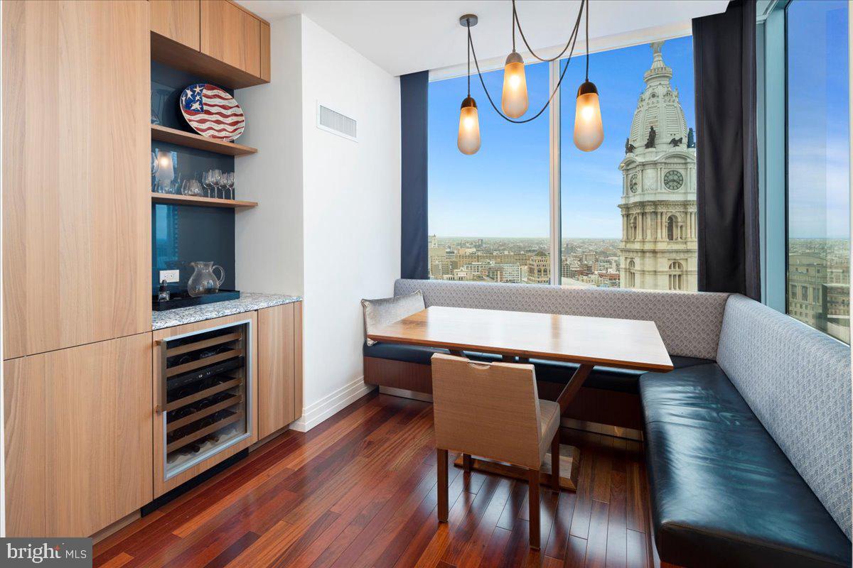 CENTER CITY - Residential