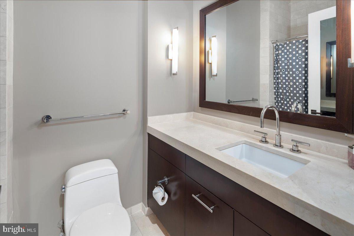 CENTER CITY - Residential