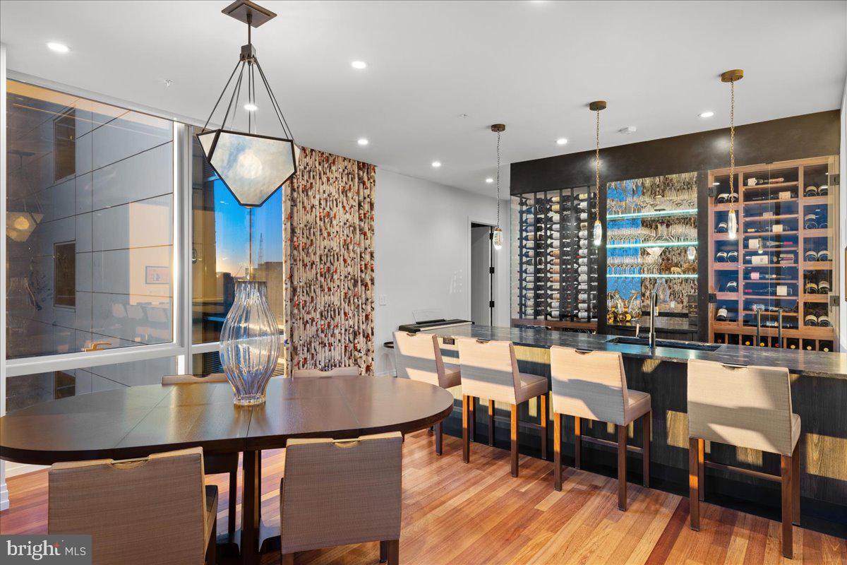 CENTER CITY - Residential