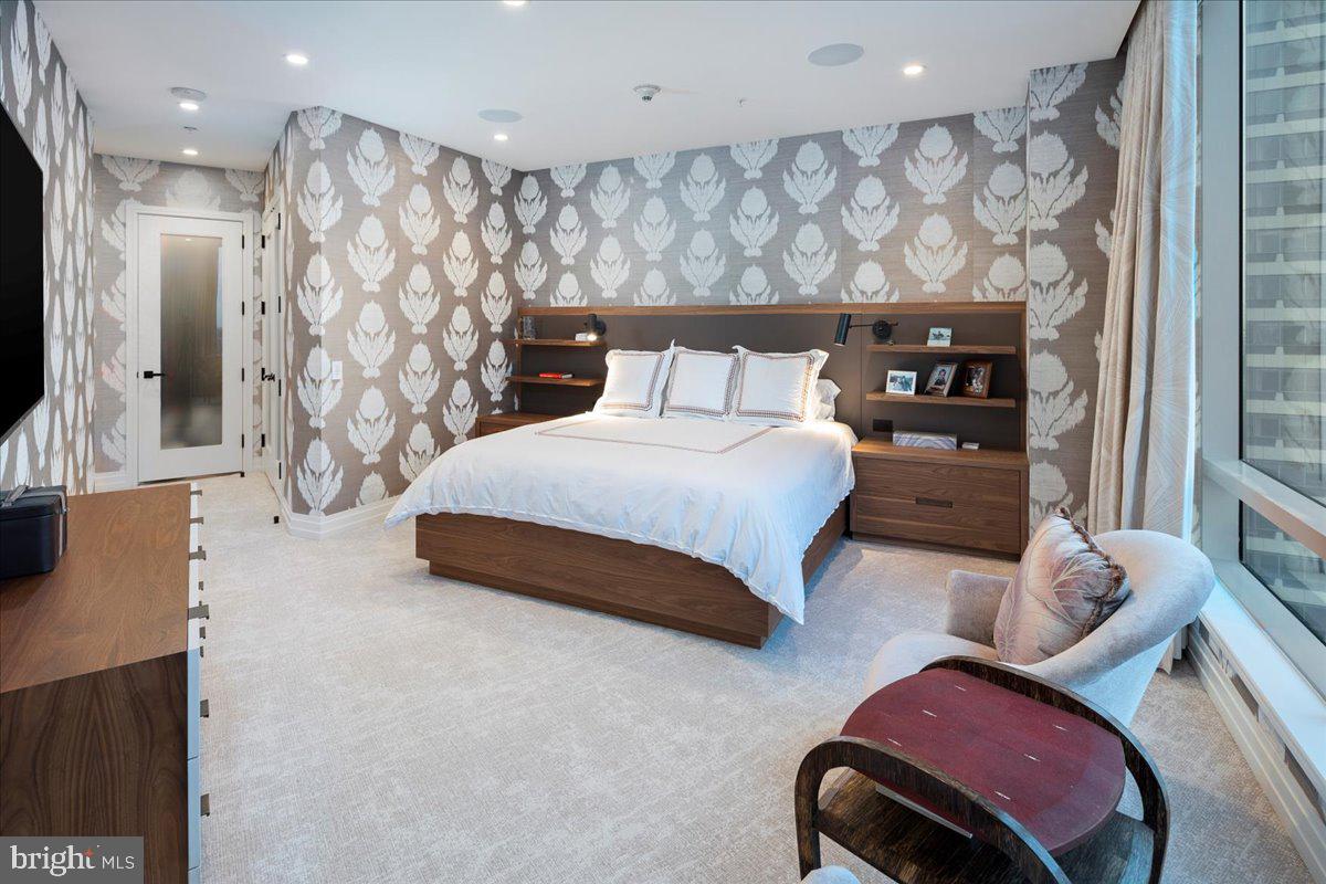 CENTER CITY - Residential