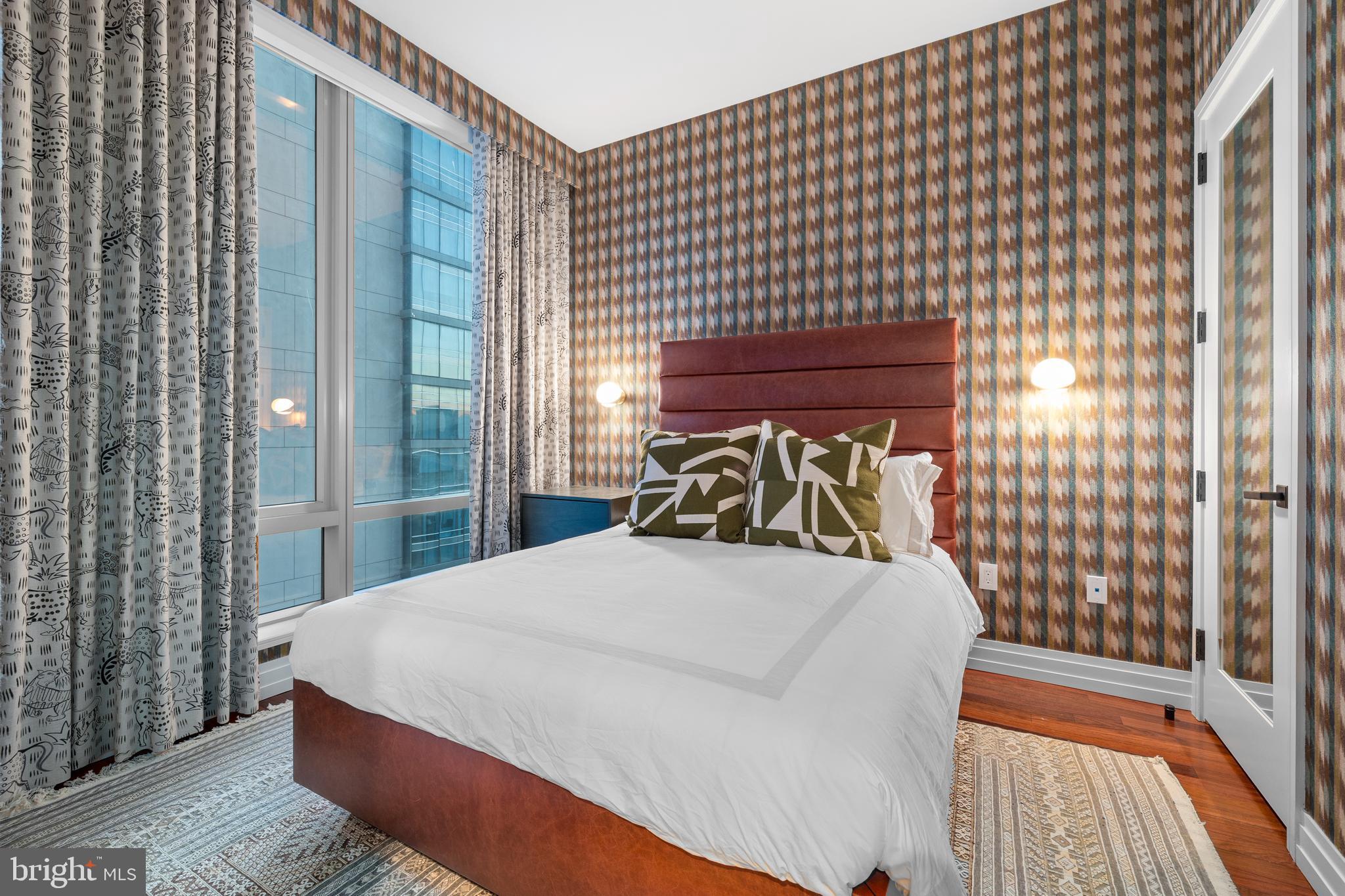 CENTER CITY - Residential