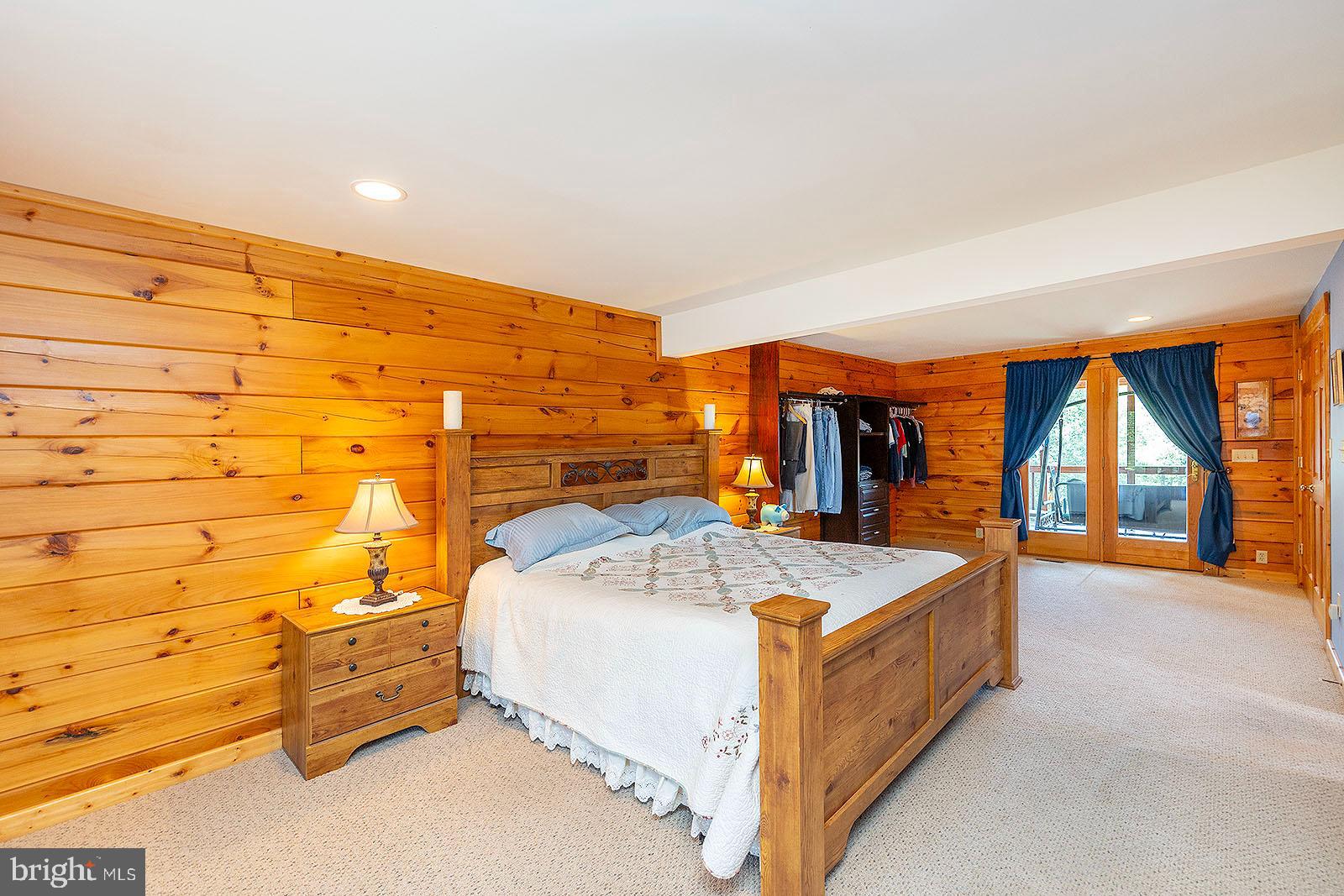 WOODLAND ESTATES - Residential