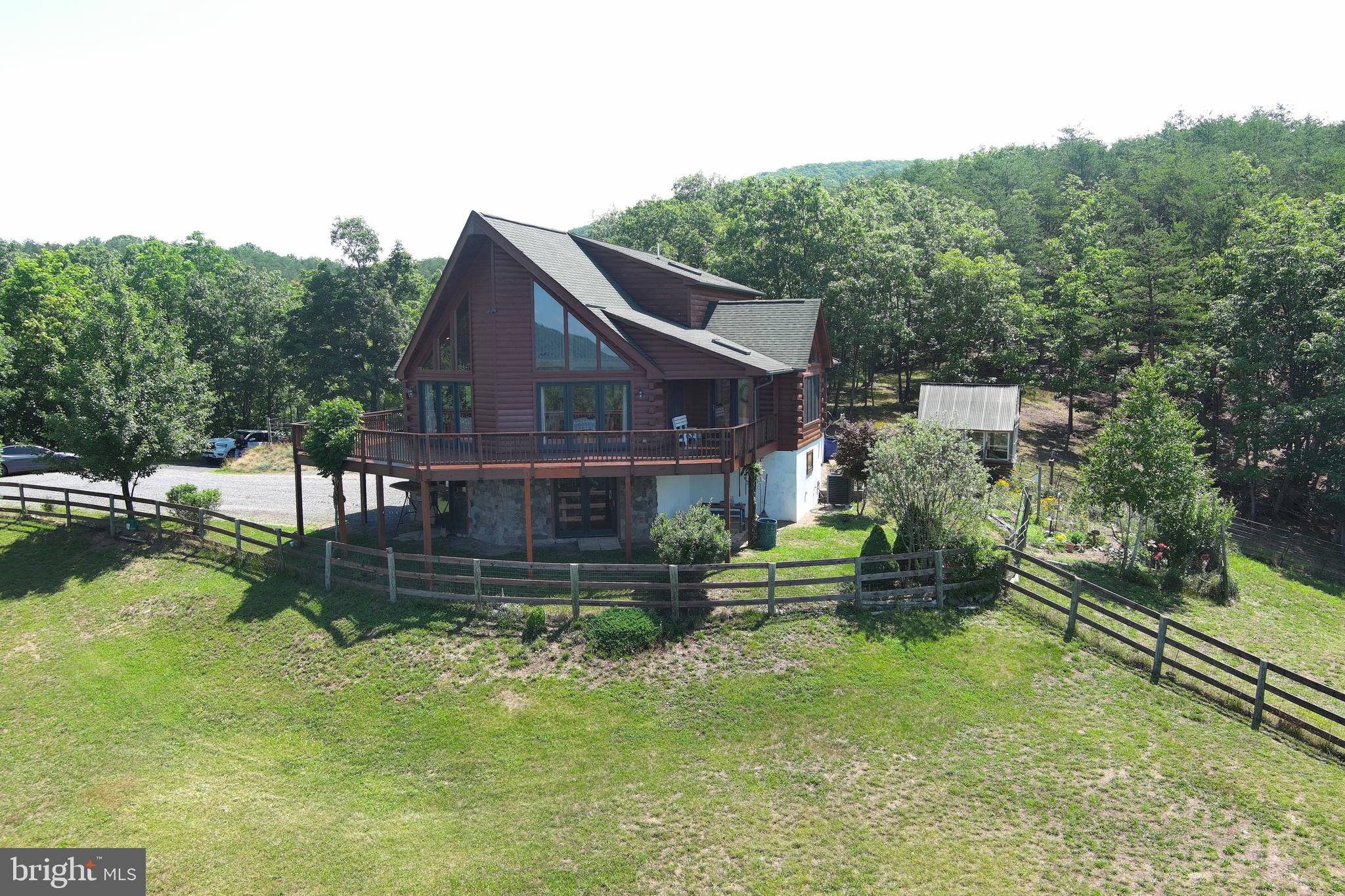 WOODLAND ESTATES - Residential