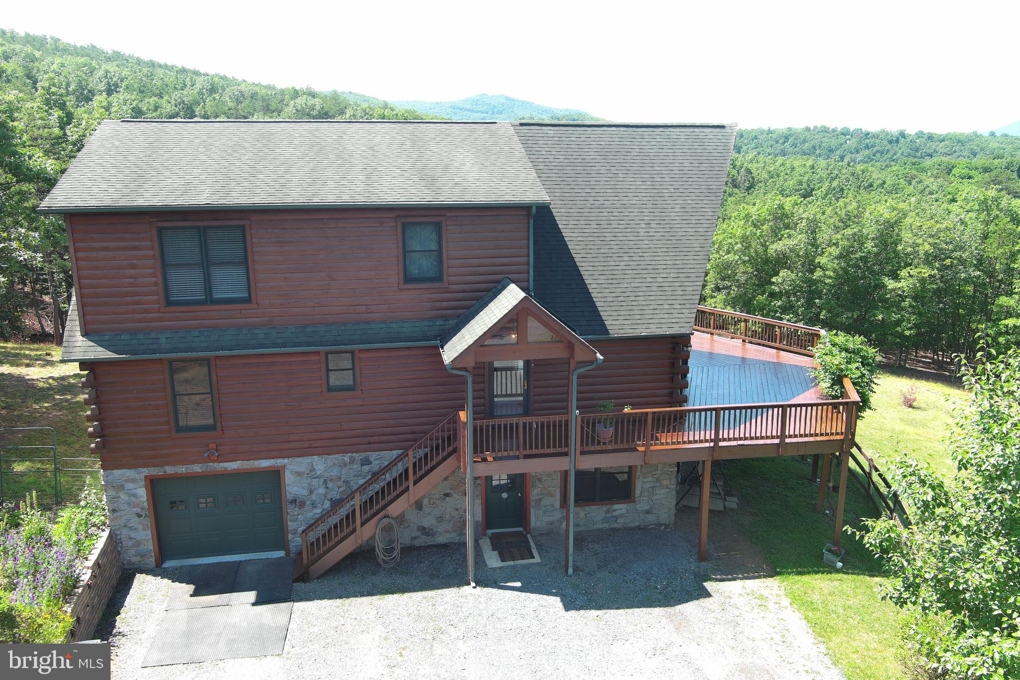 WOODLAND ESTATES - Residential