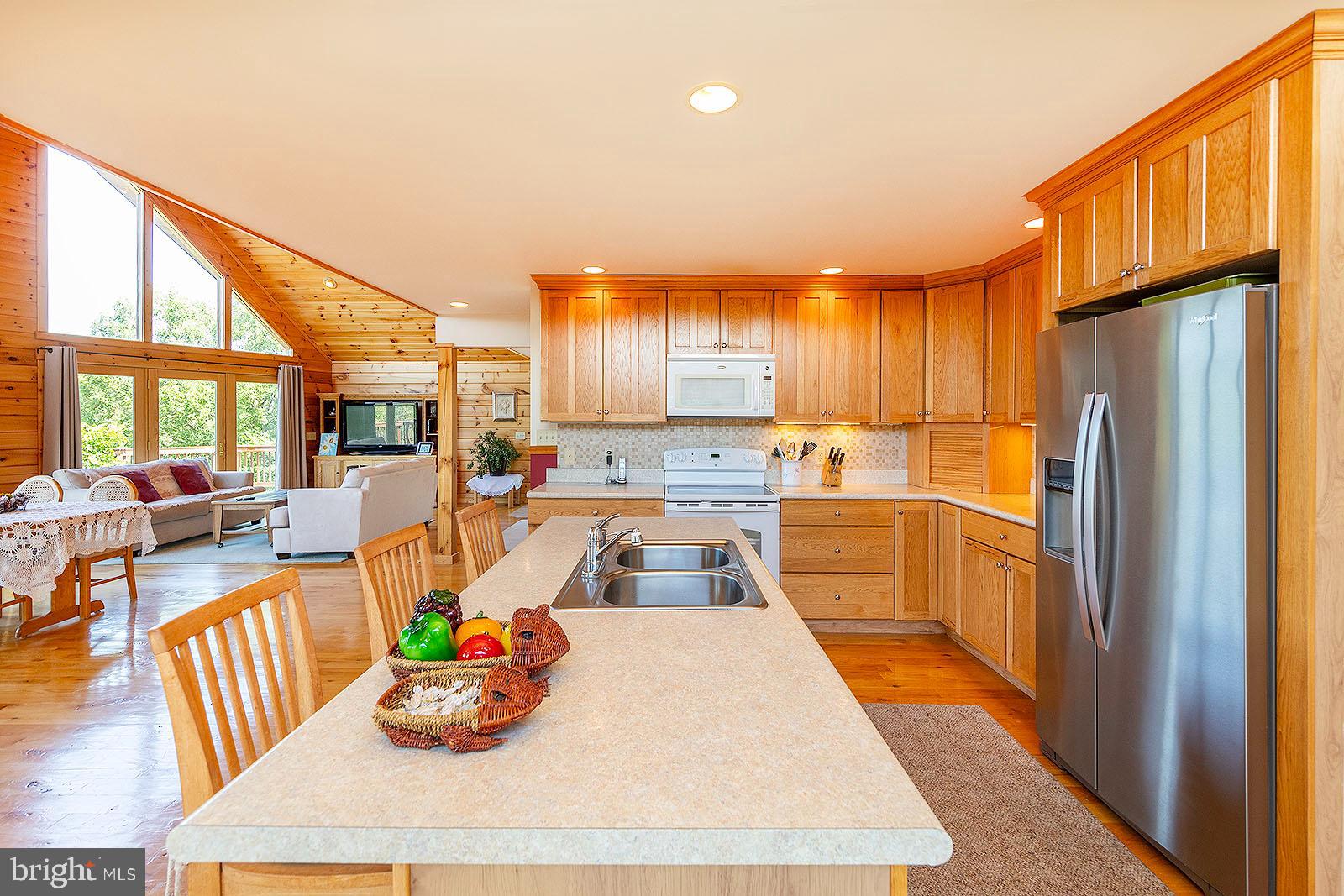 WOODLAND ESTATES - Residential