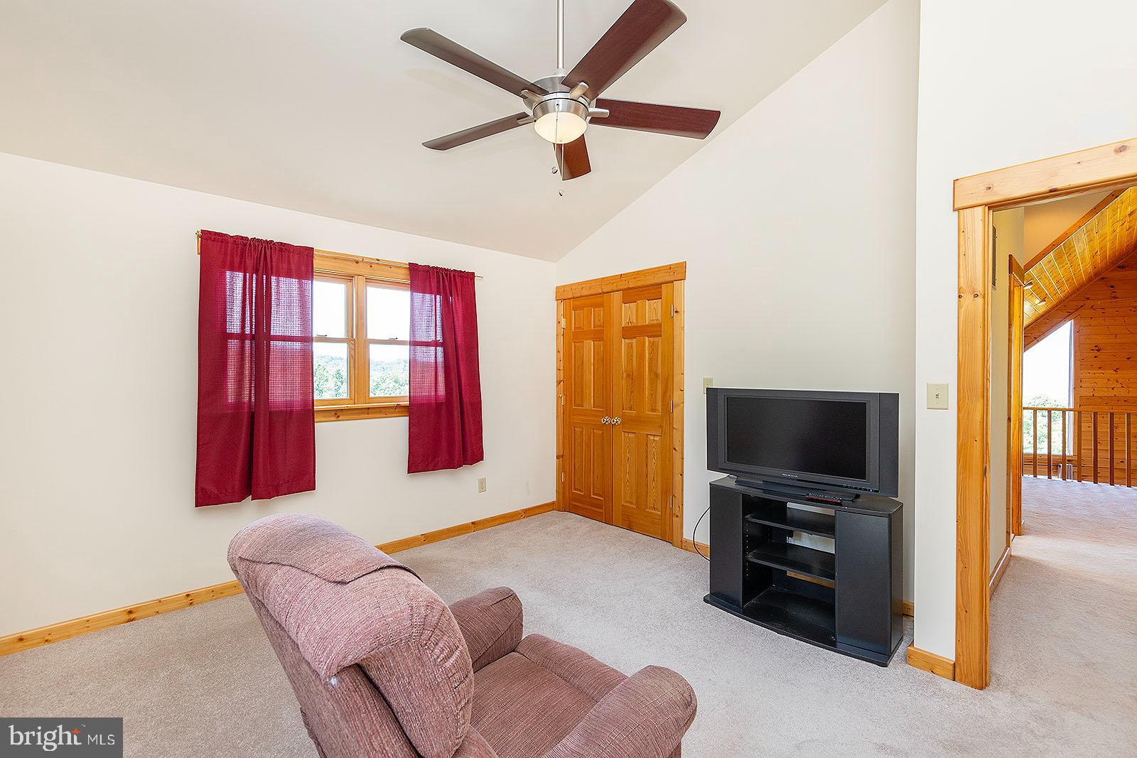 WOODLAND ESTATES - Residential