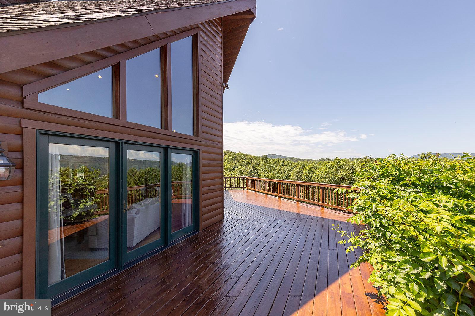 WOODLAND ESTATES - Residential