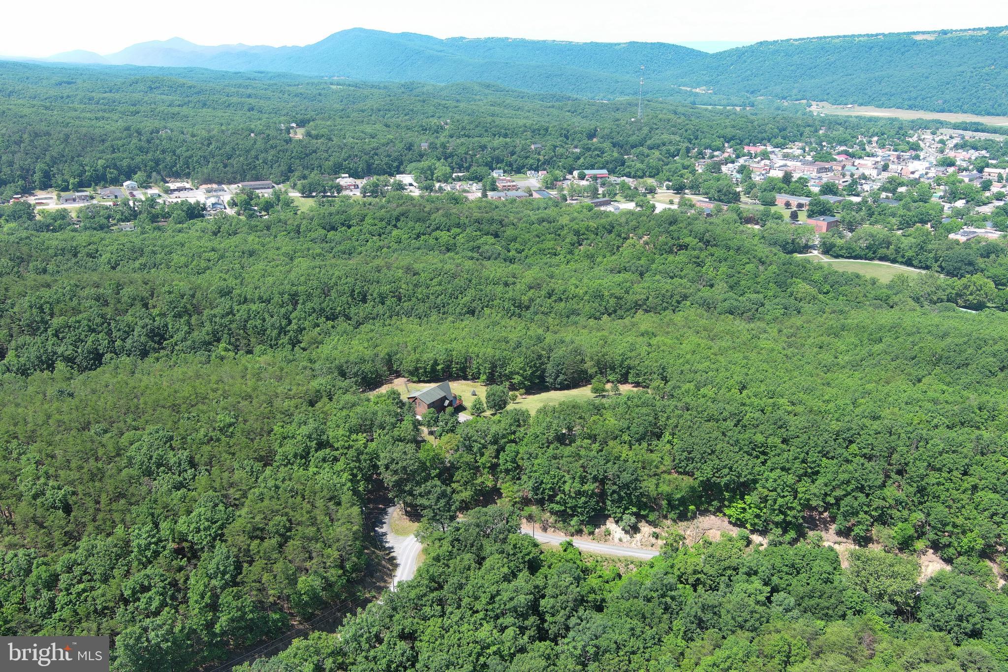 WOODLAND ESTATES - Residential