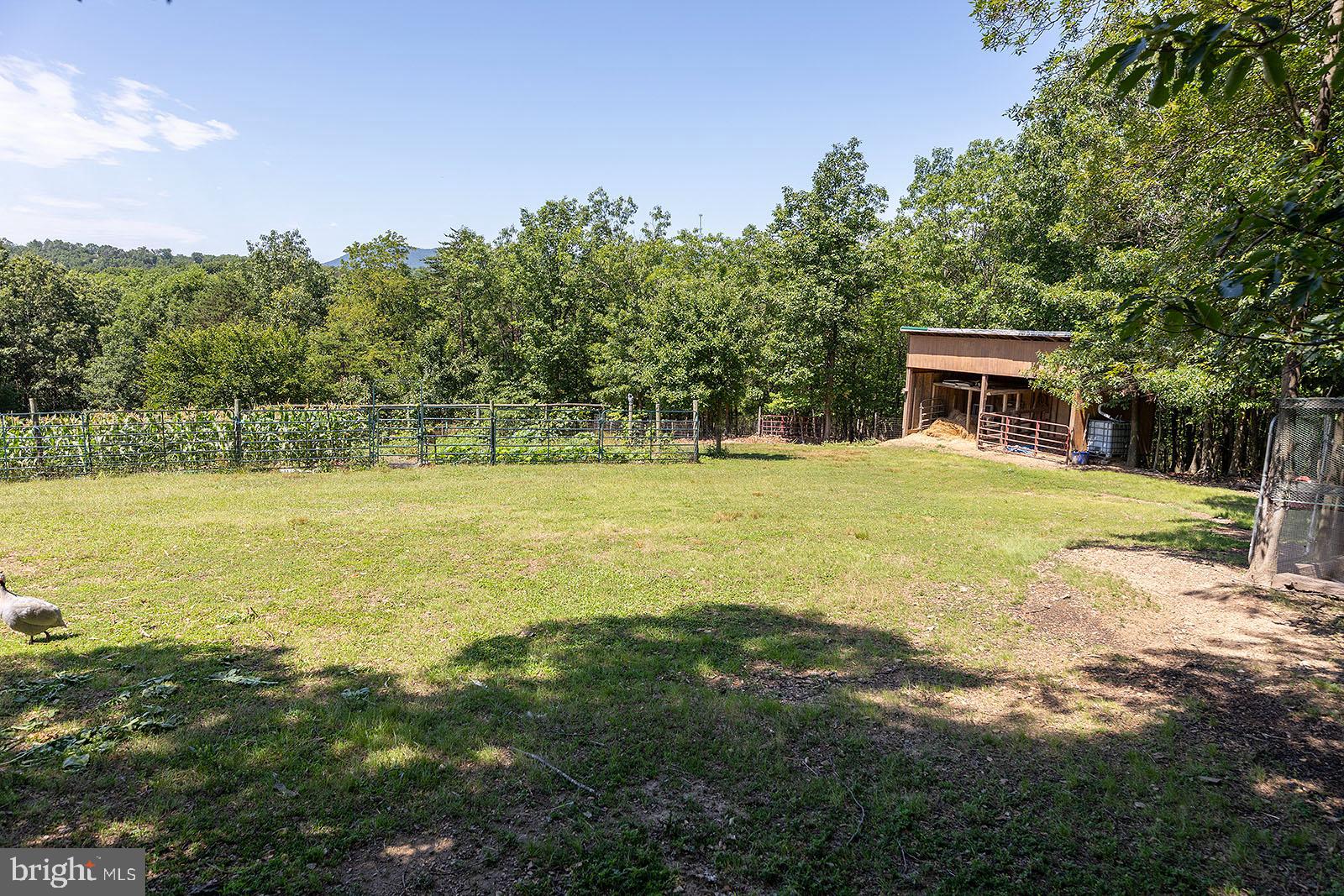 WOODLAND ESTATES - Residential