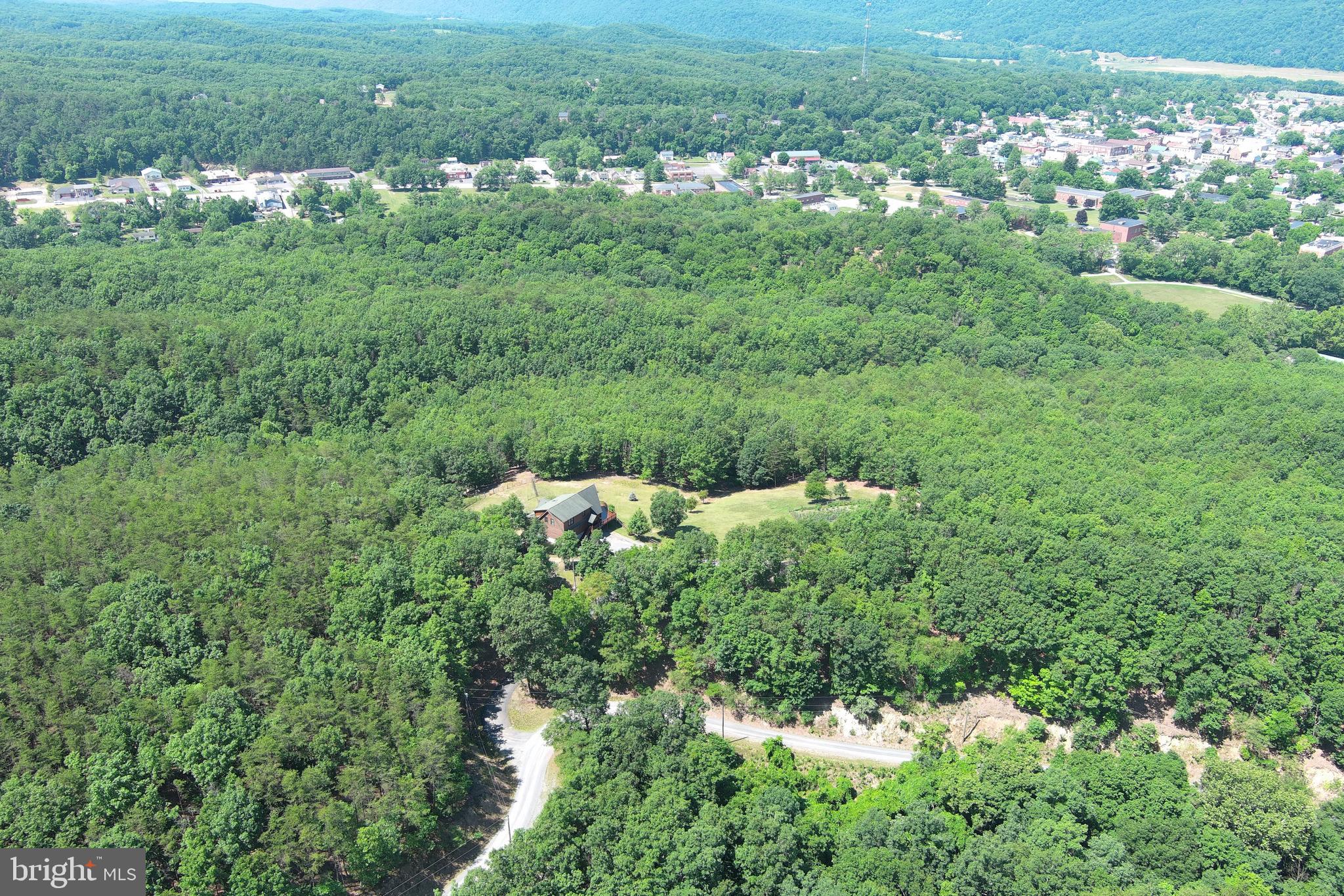 WOODLAND ESTATES - Residential