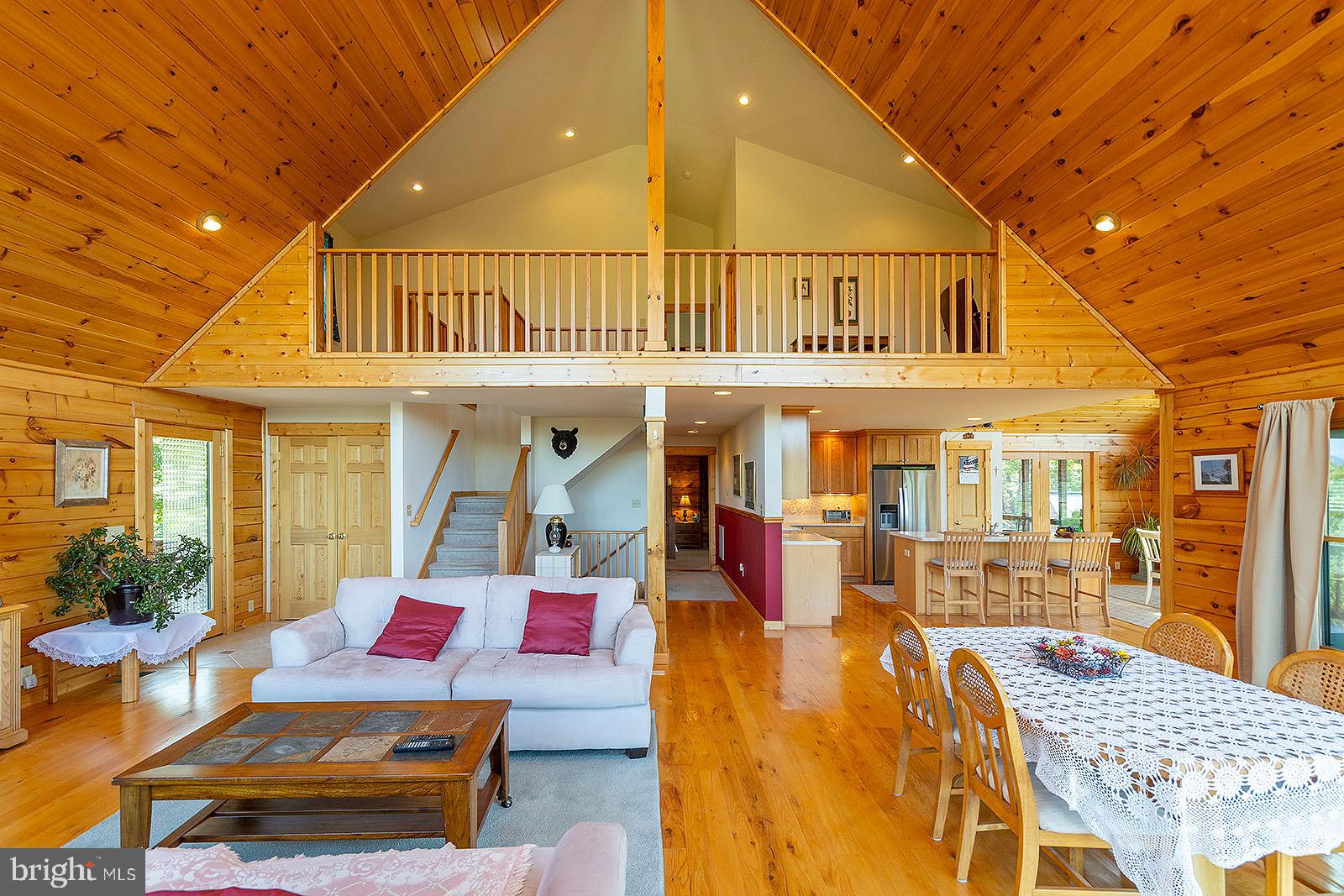 WOODLAND ESTATES - Residential