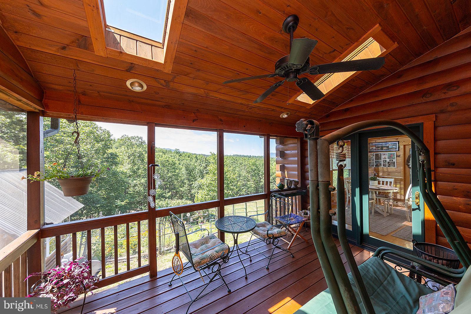 WOODLAND ESTATES - Residential