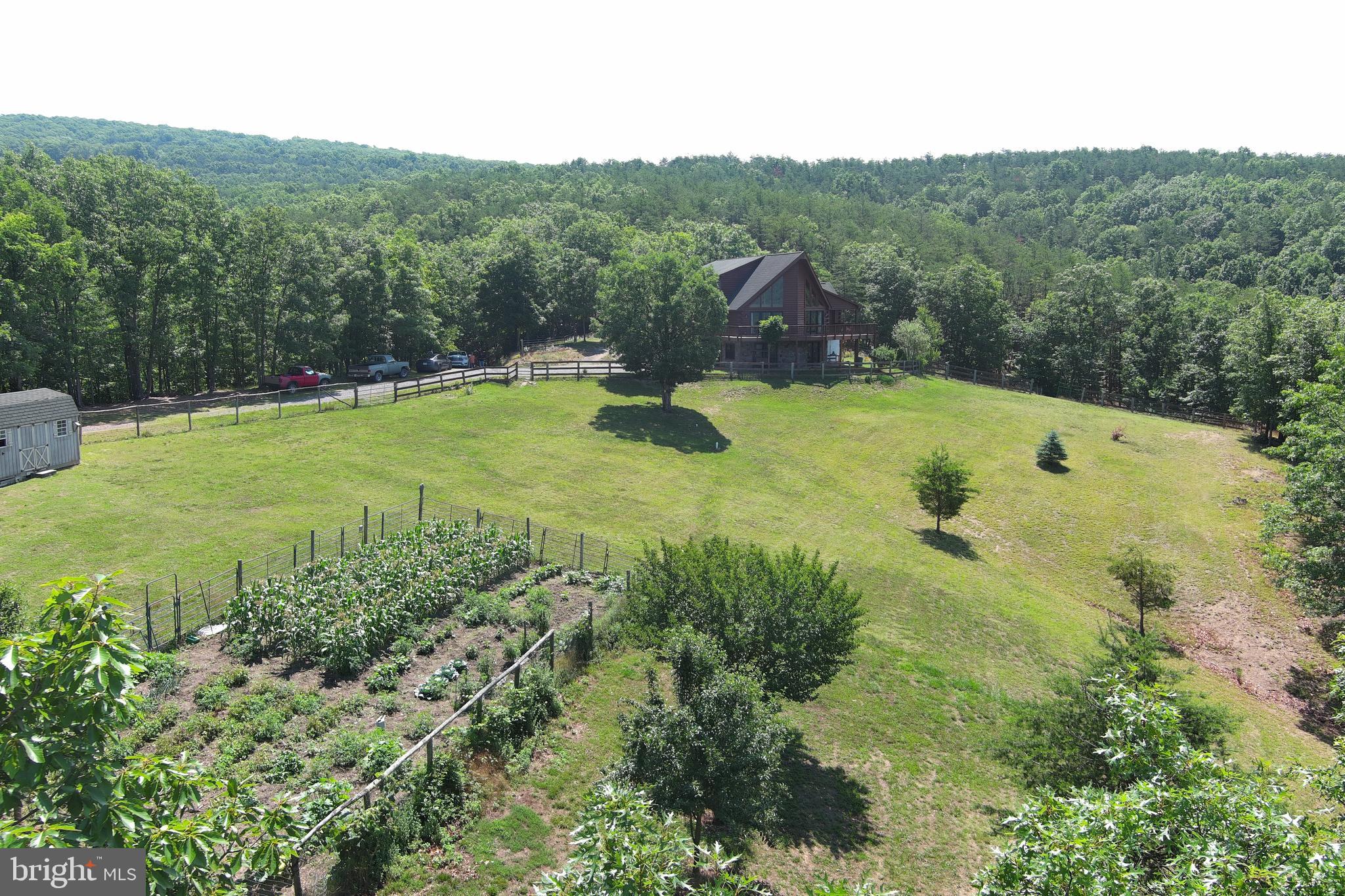 WOODLAND ESTATES - Residential