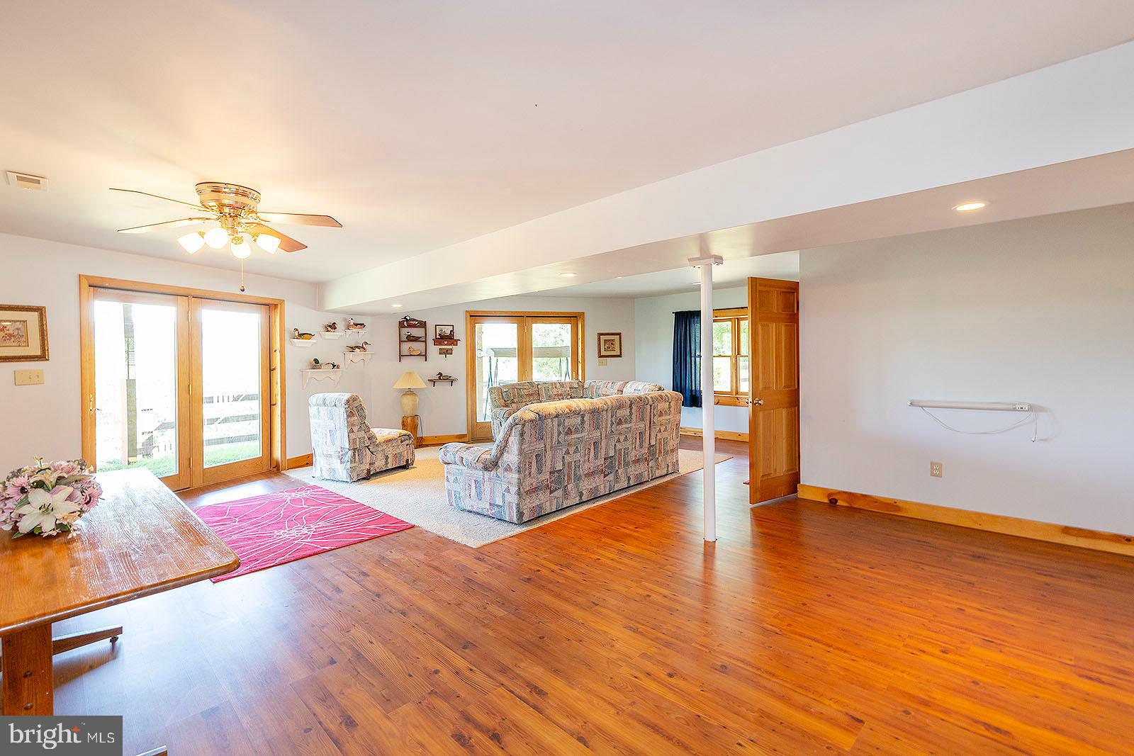 WOODLAND ESTATES - Residential