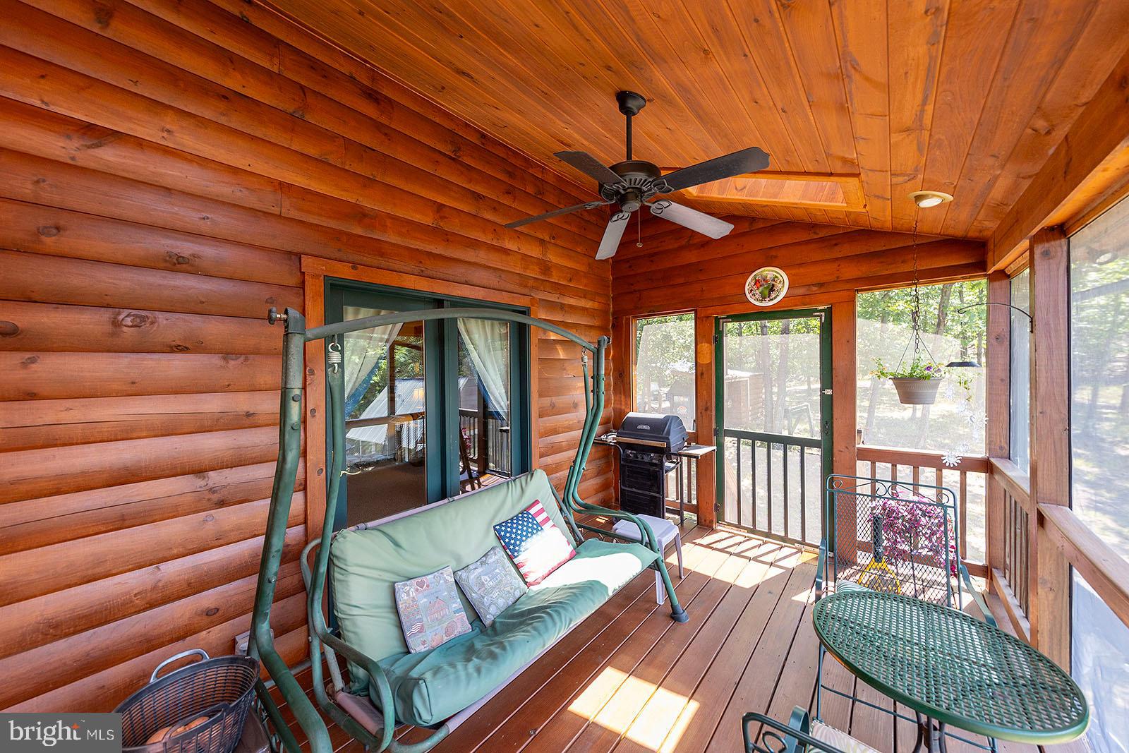 WOODLAND ESTATES - Residential