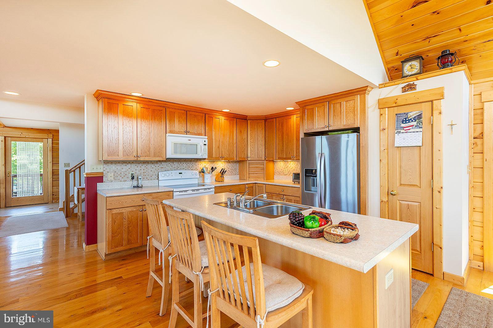 WOODLAND ESTATES - Residential