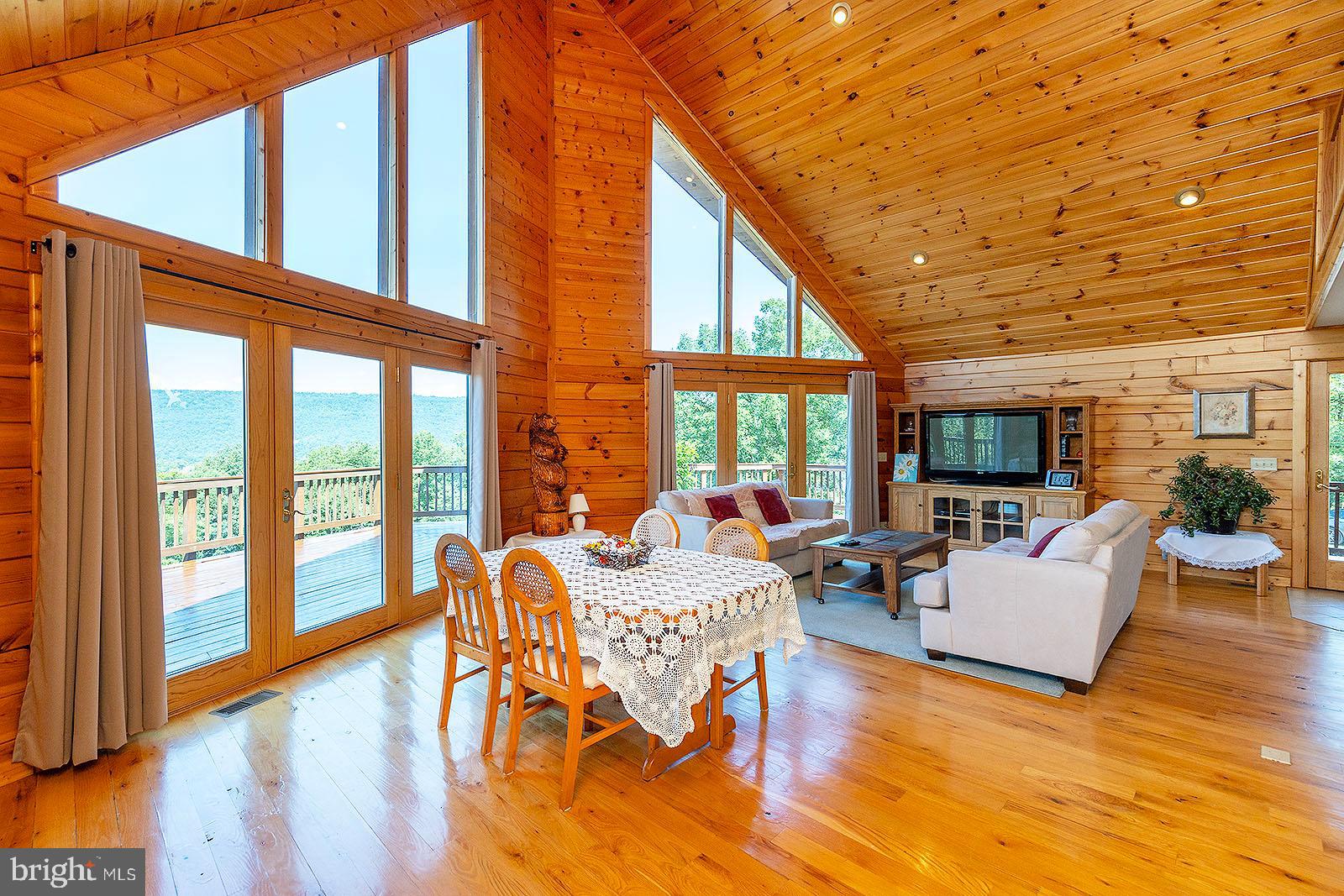 WOODLAND ESTATES - Residential