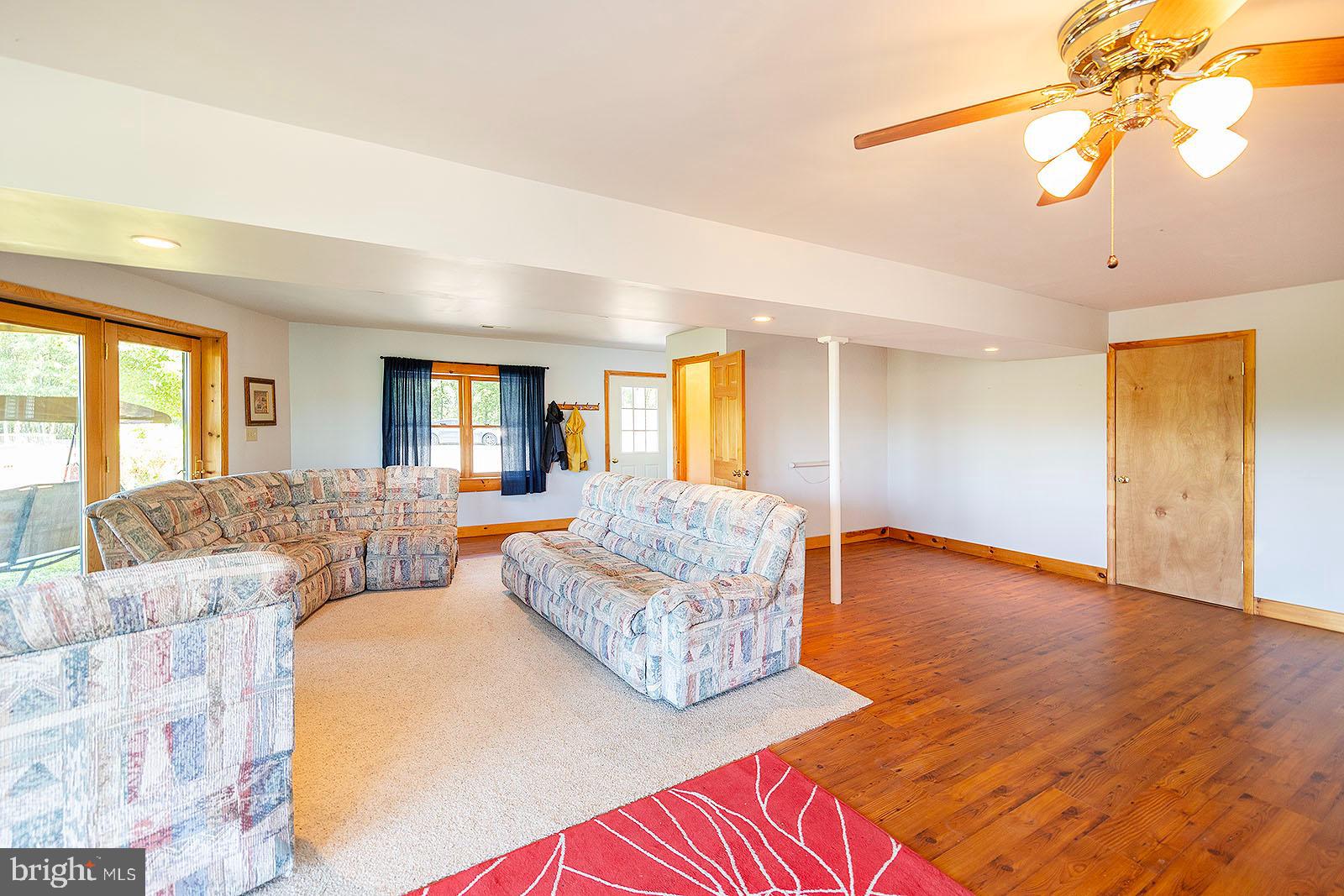 WOODLAND ESTATES - Residential