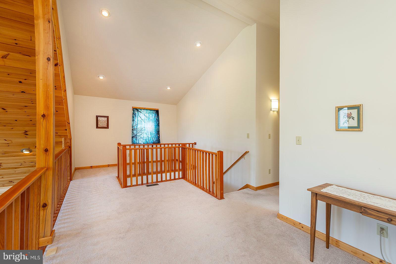 WOODLAND ESTATES - Residential