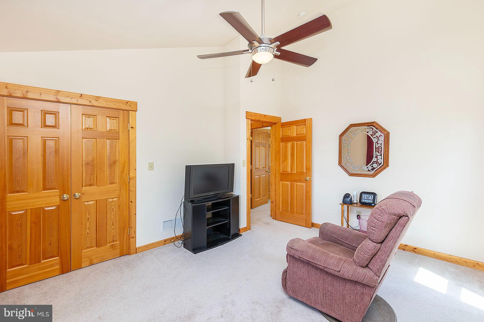 WOODLAND ESTATES - Residential