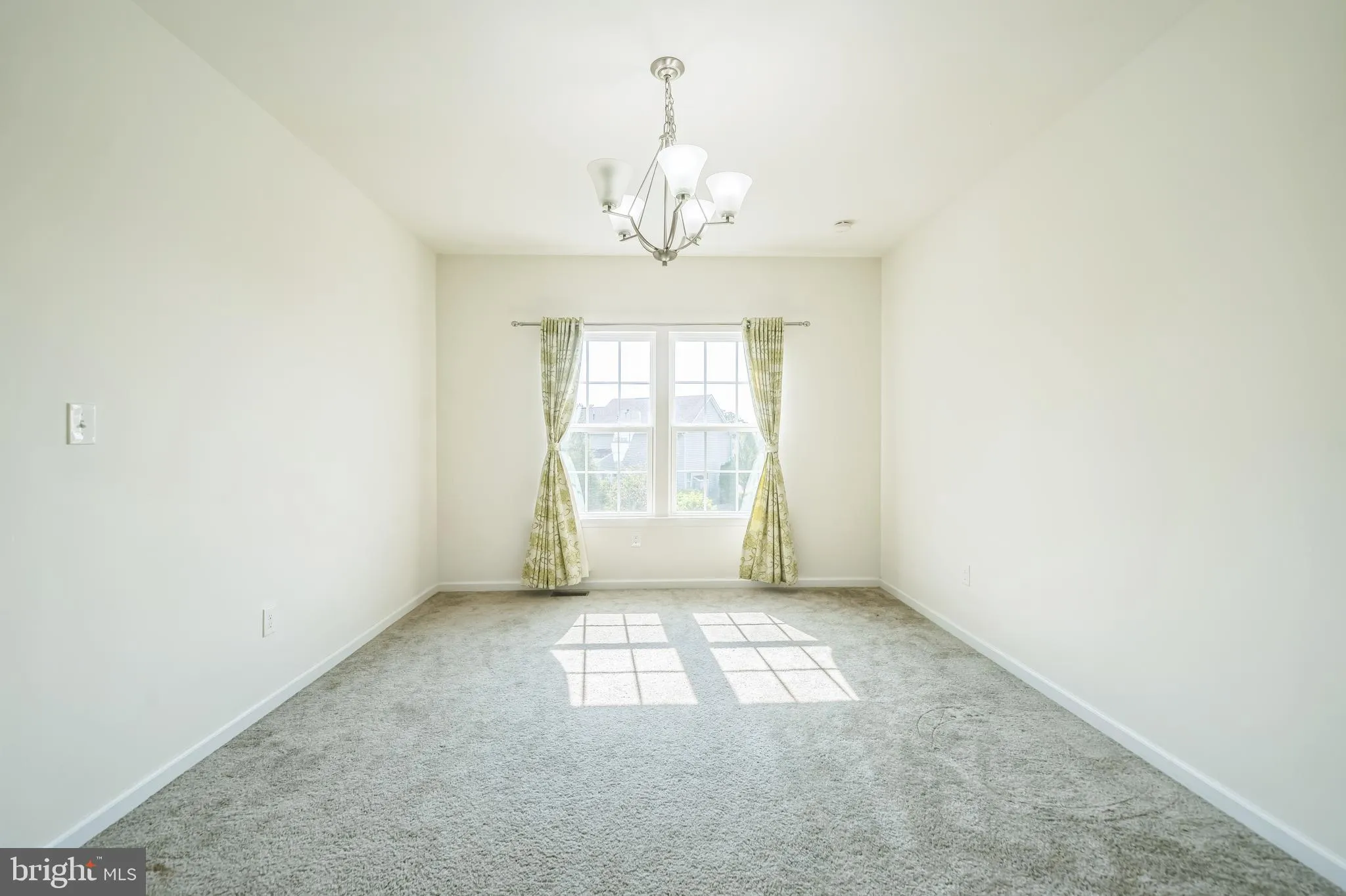 Sellersville, Pennsylvania 18960, United States, 4 Bedrooms Bedrooms, ,3 BathroomsBathrooms,Residential,Active,171678