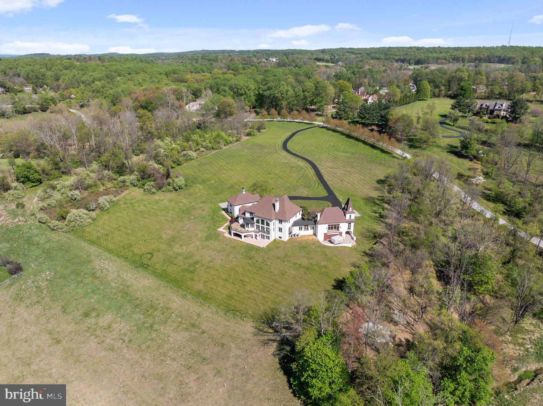 PINE CREEK - Residential