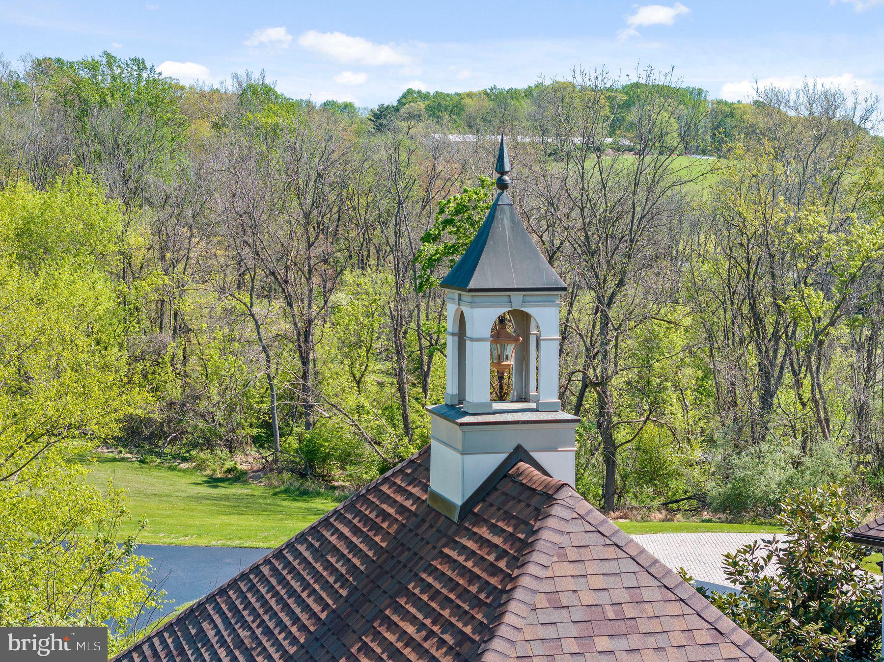 PINE CREEK - Residential