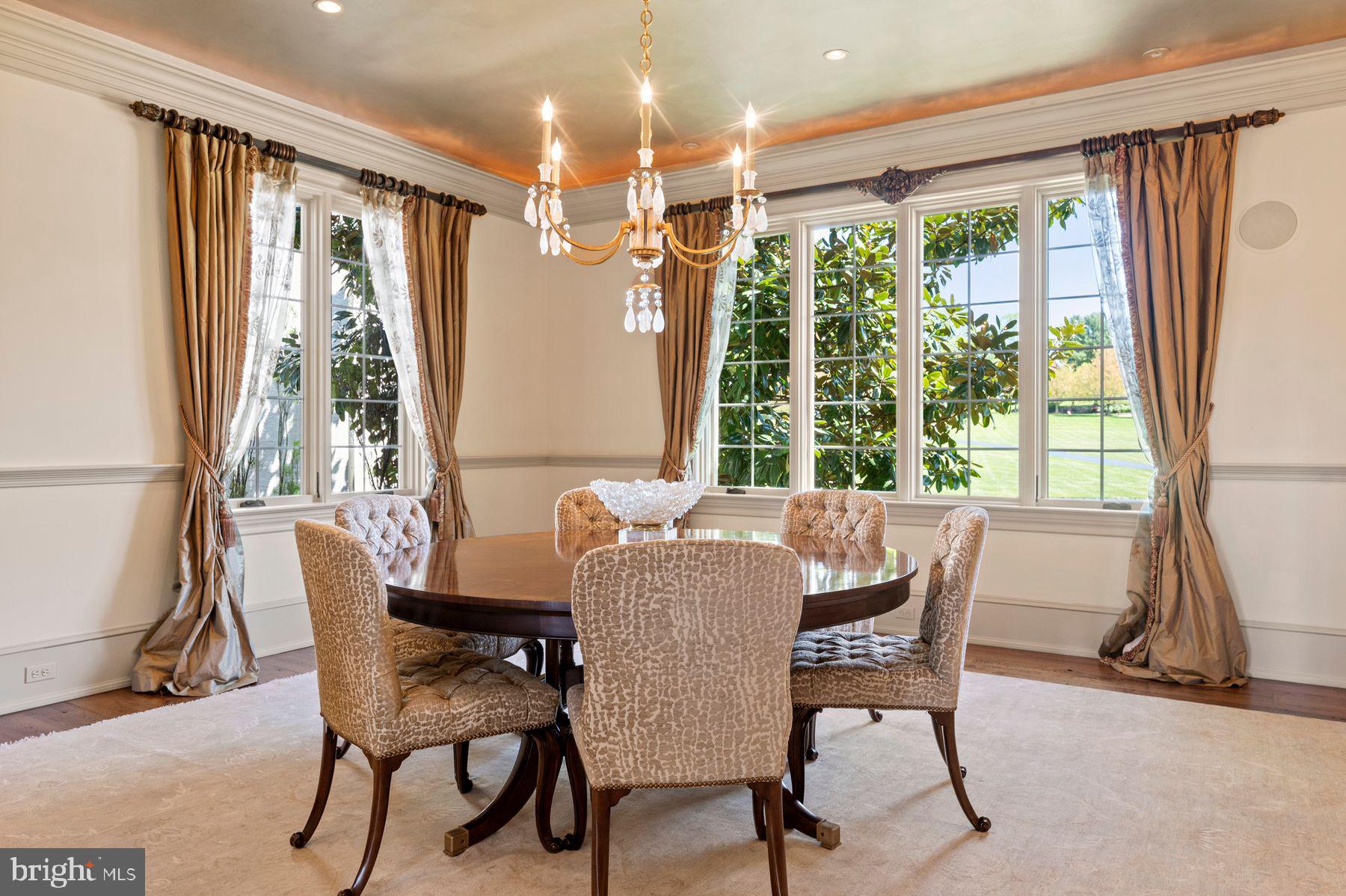 PINE CREEK - Residential