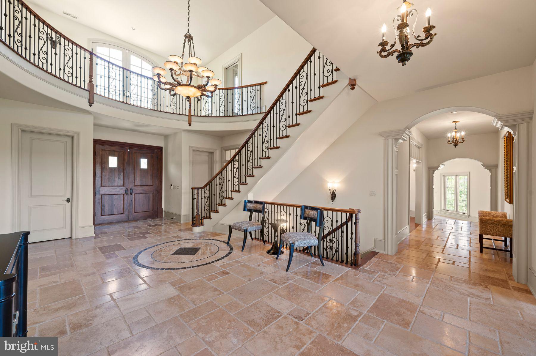 PINE CREEK - Residential