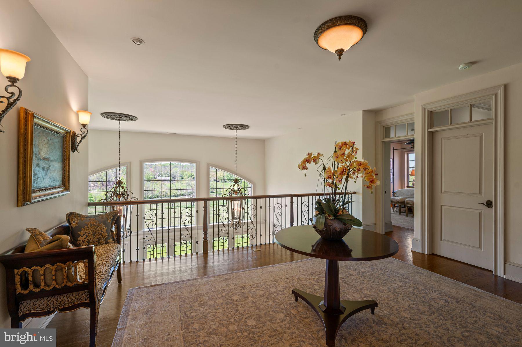 PINE CREEK - Residential
