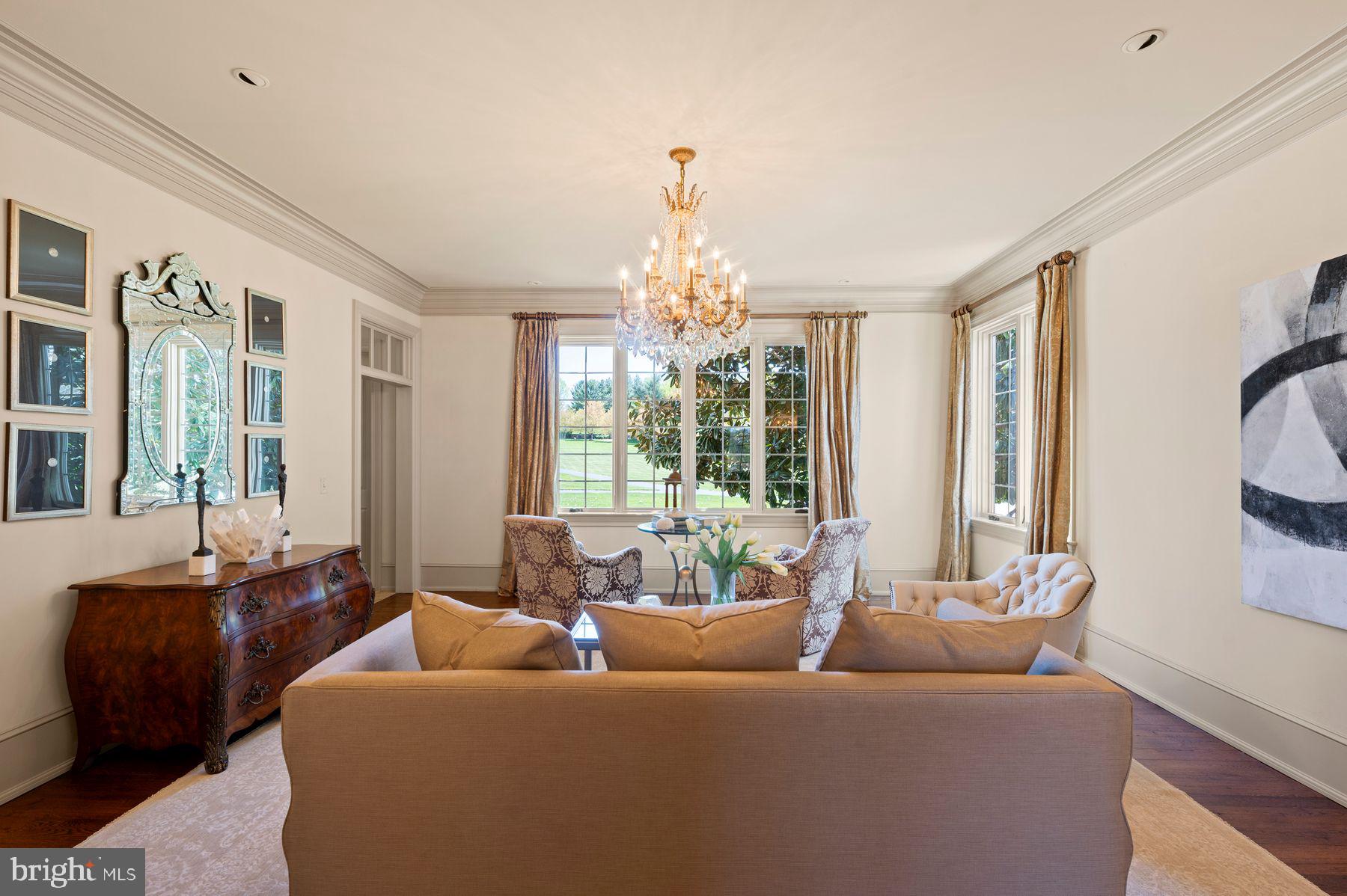 PINE CREEK - Residential