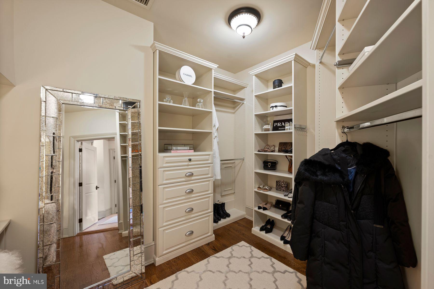 PINE CREEK - Residential