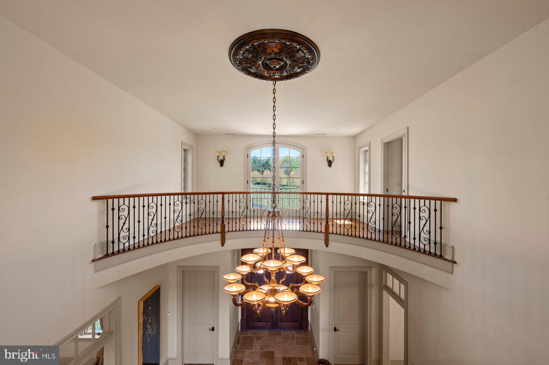 PINE CREEK - Residential