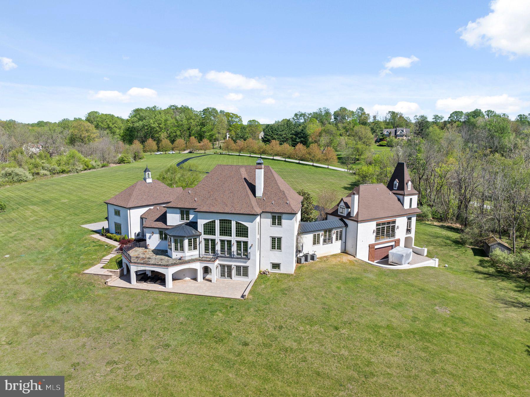 PINE CREEK - Residential