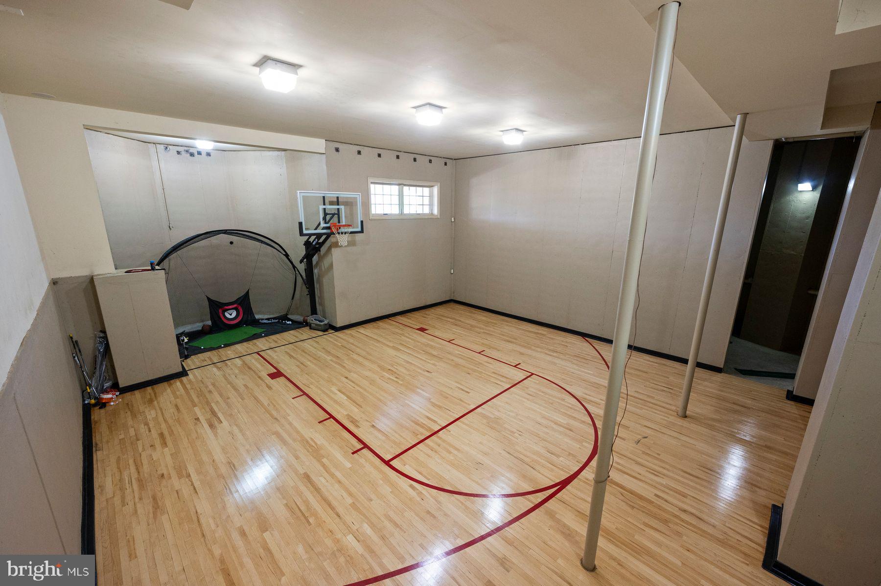 PINE CREEK - Residential