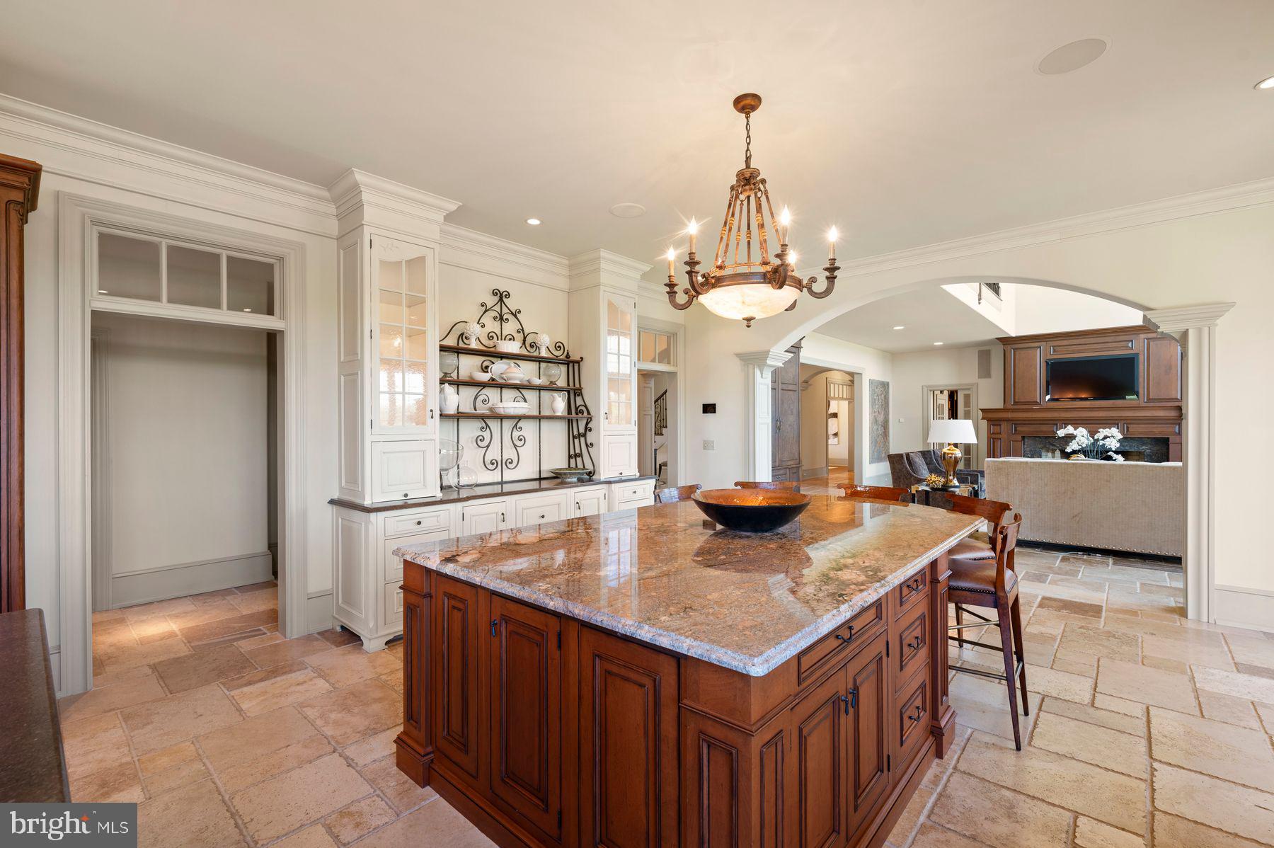 PINE CREEK - Residential