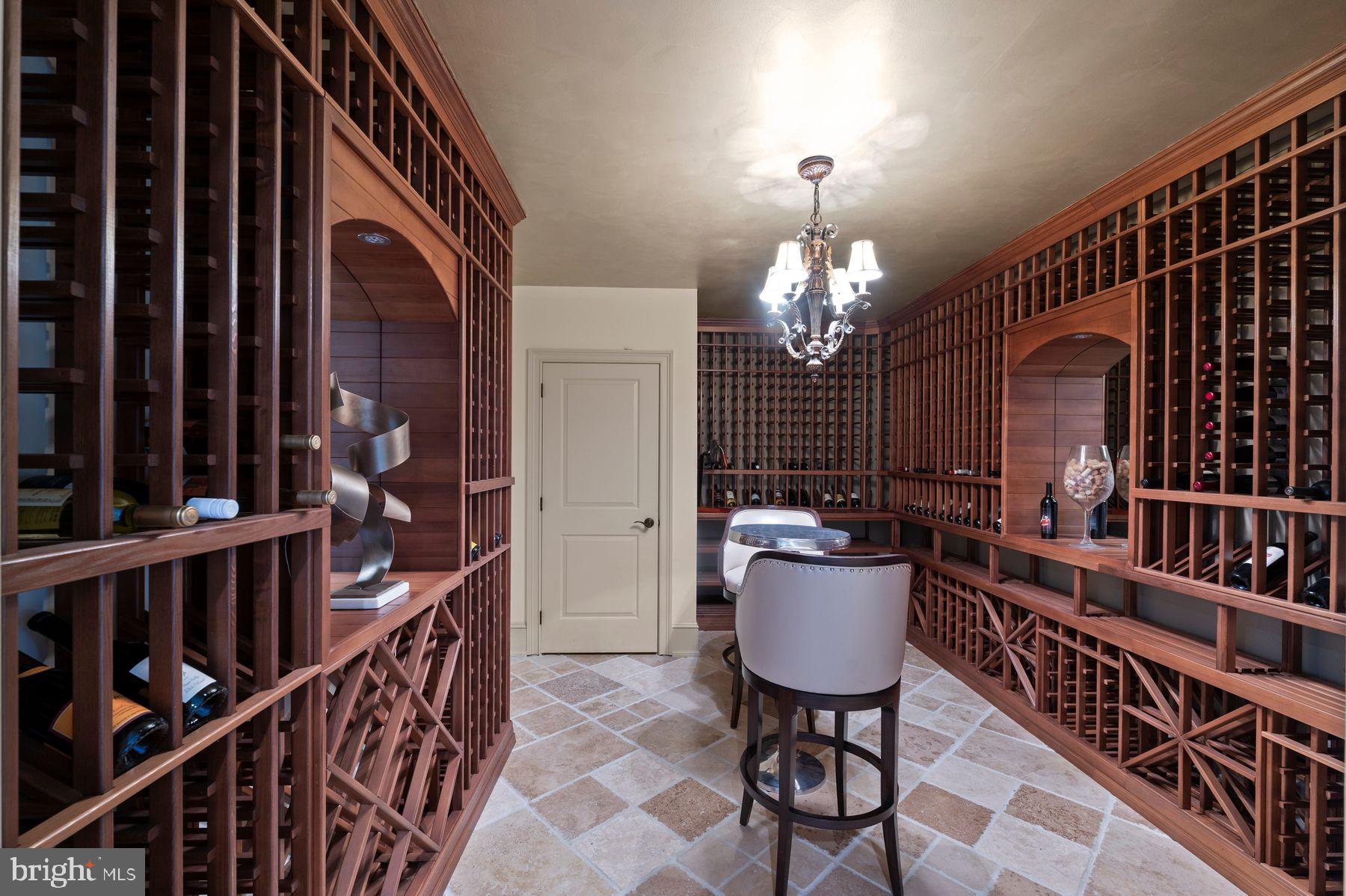 PINE CREEK - Residential