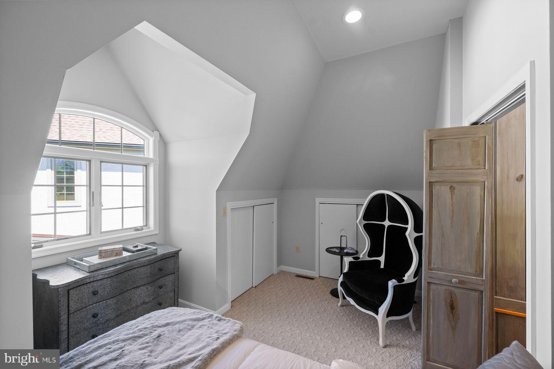 PINE CREEK - Residential