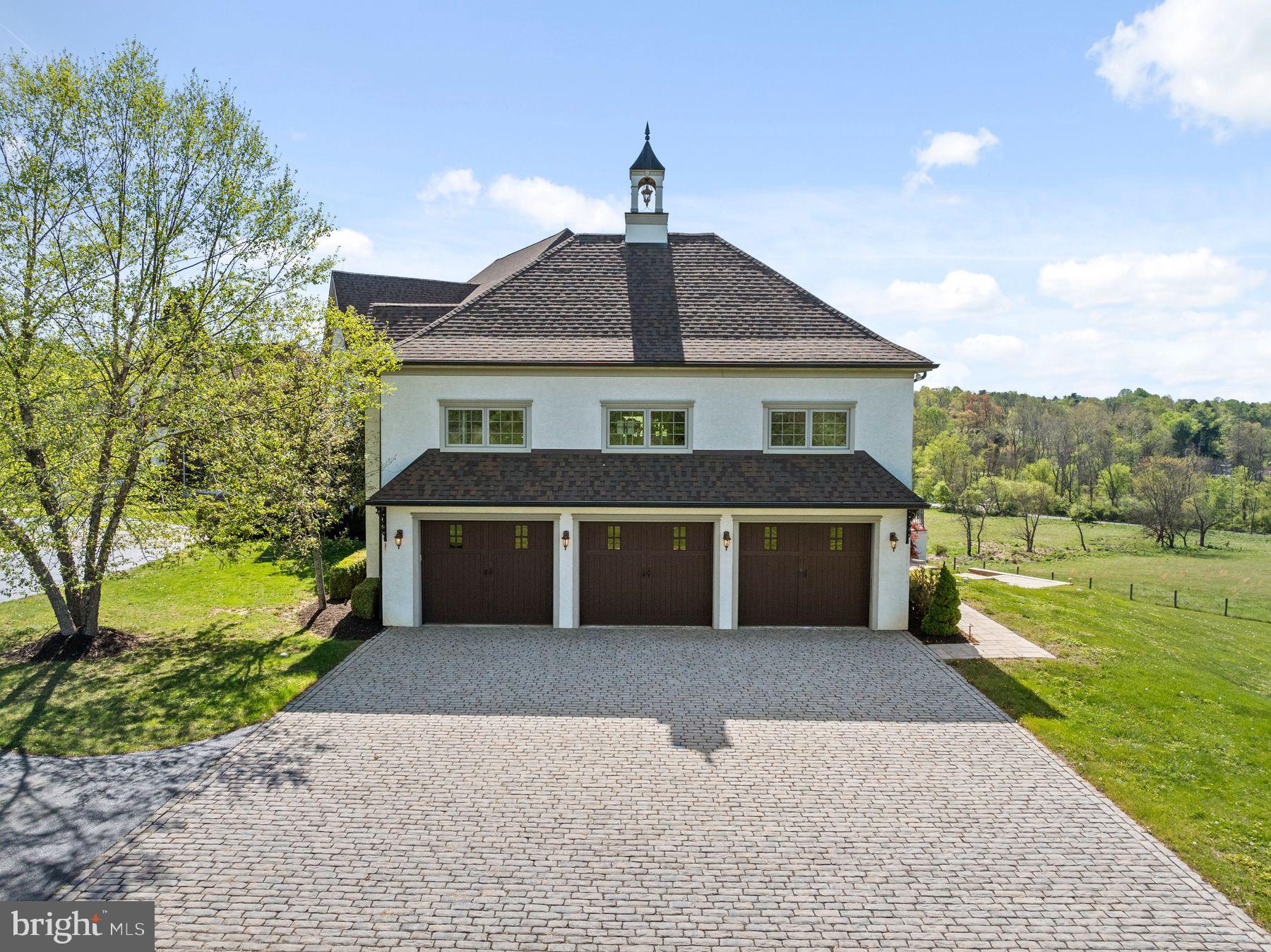PINE CREEK - Residential