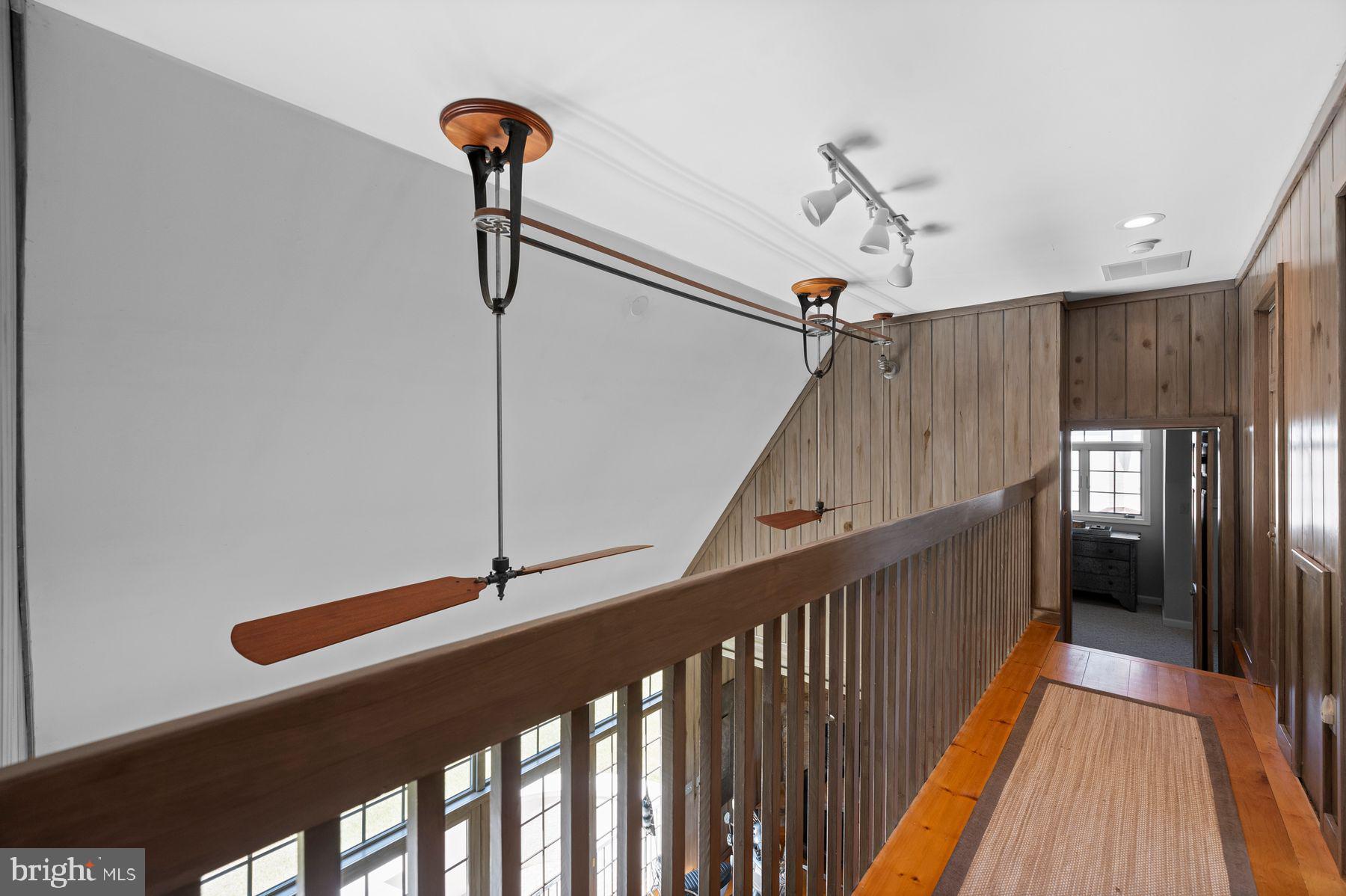 PINE CREEK - Residential
