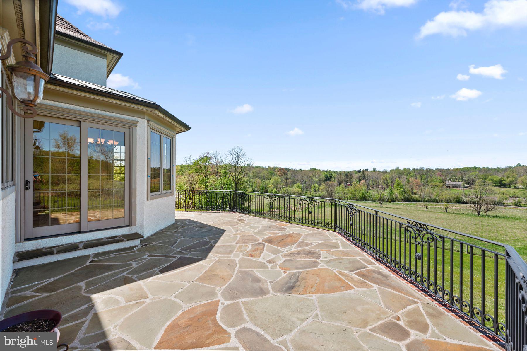 PINE CREEK - Residential