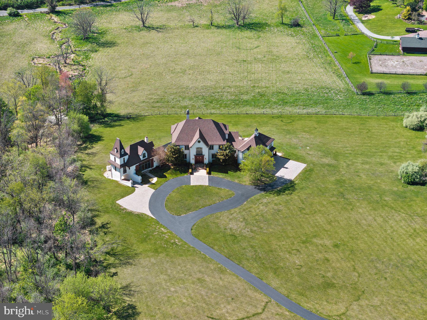 PINE CREEK - Residential