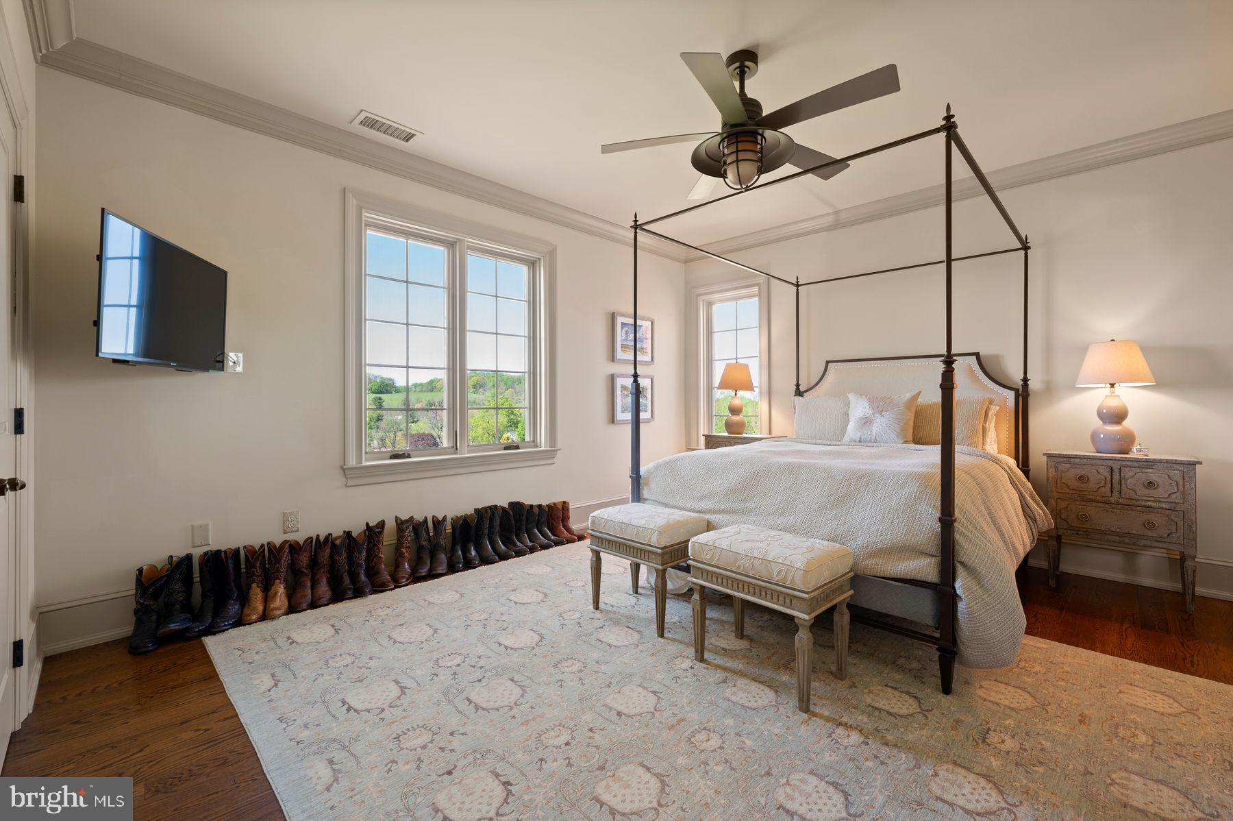 PINE CREEK - Residential