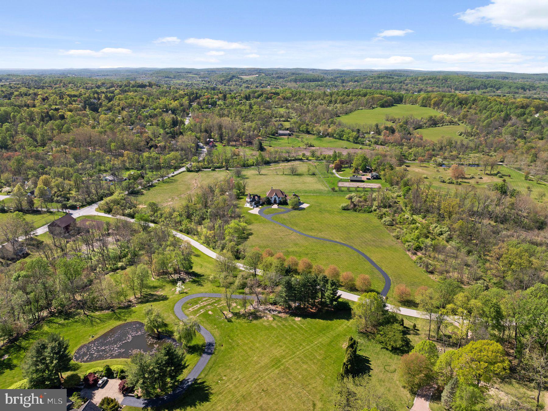 PINE CREEK - Residential