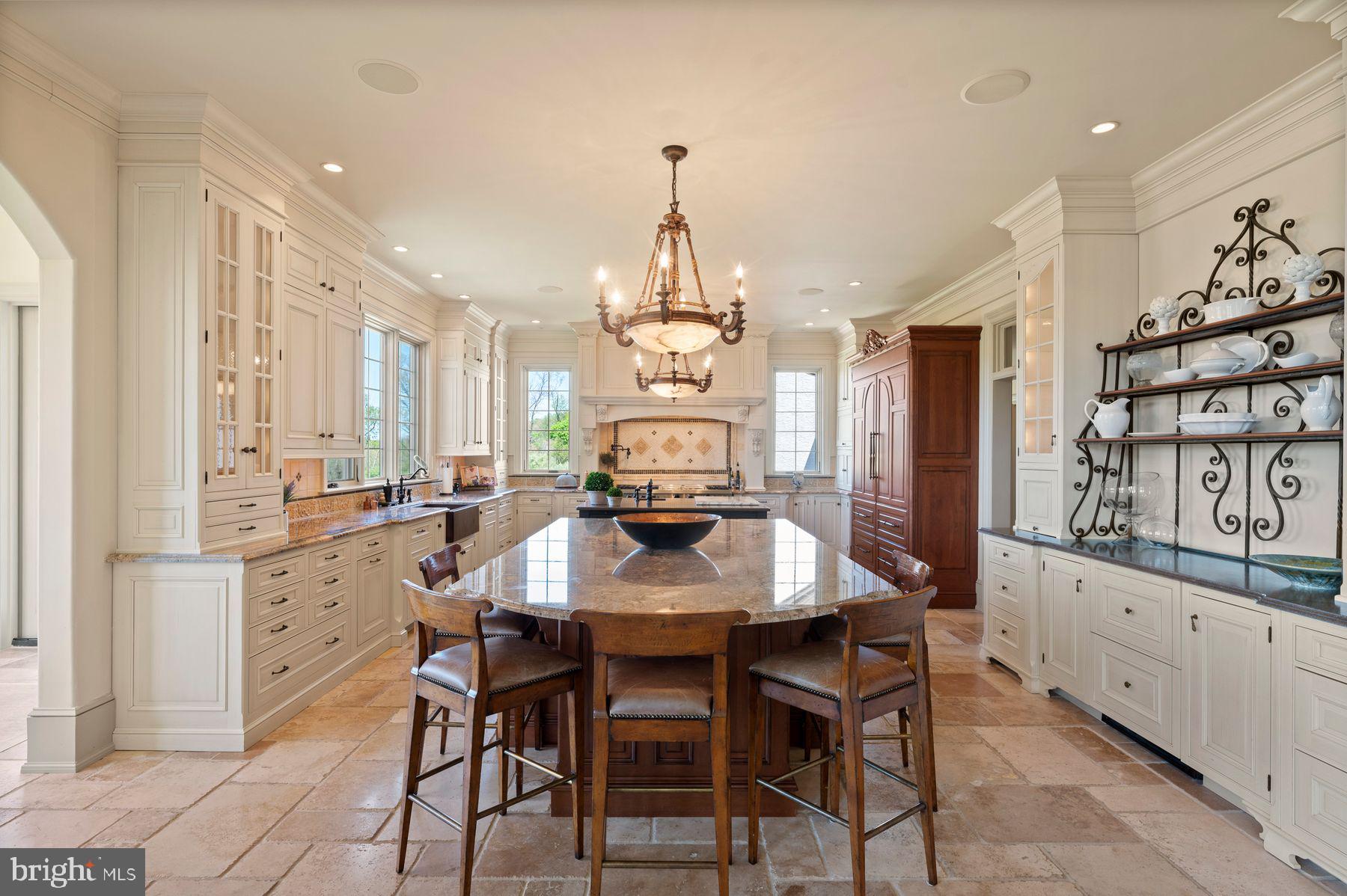 PINE CREEK - Residential