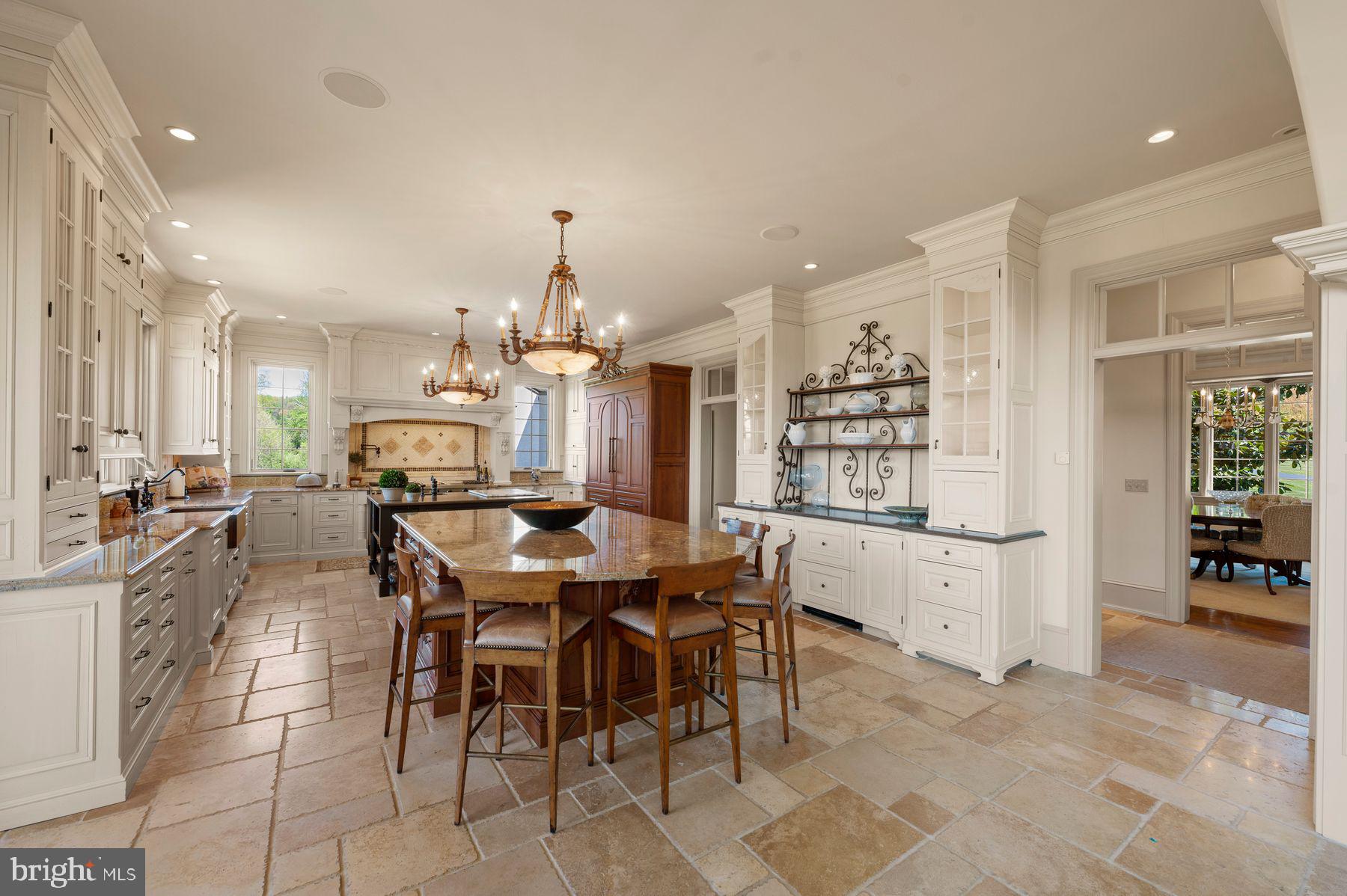 PINE CREEK - Residential