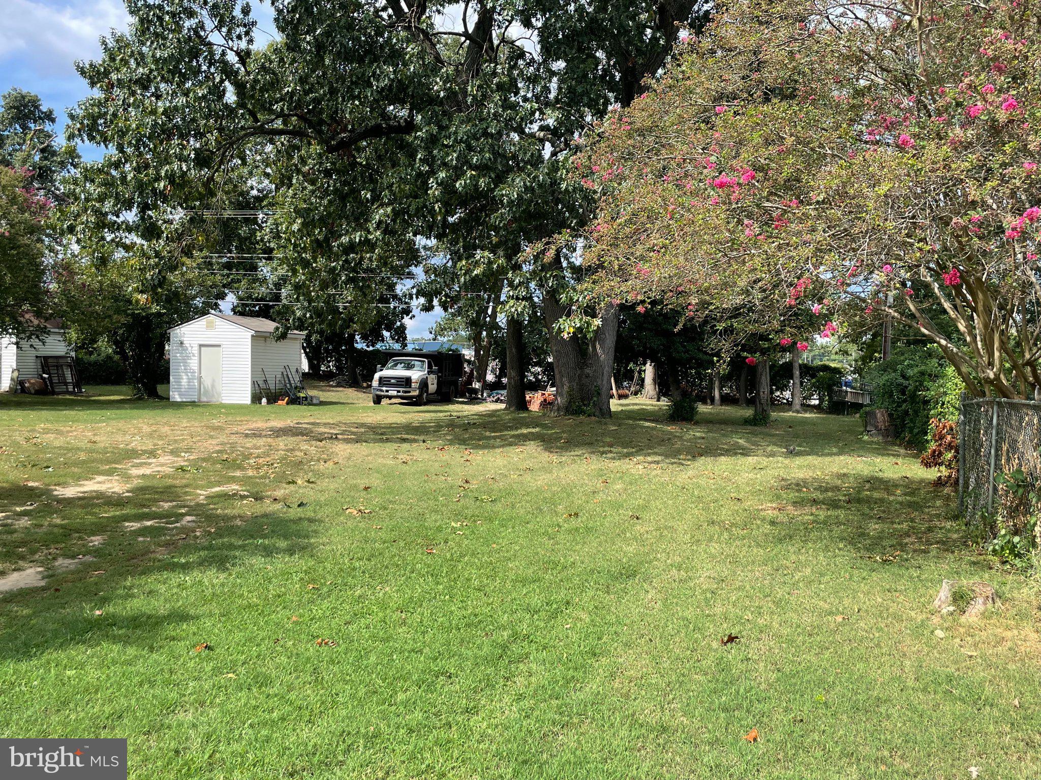 1018 STEWART LANE