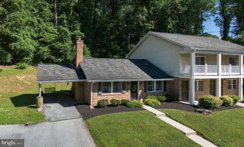 Condo For Sale - 907 Rhue Haus Lane<br/> HUMMELSTOWN, PA 17036